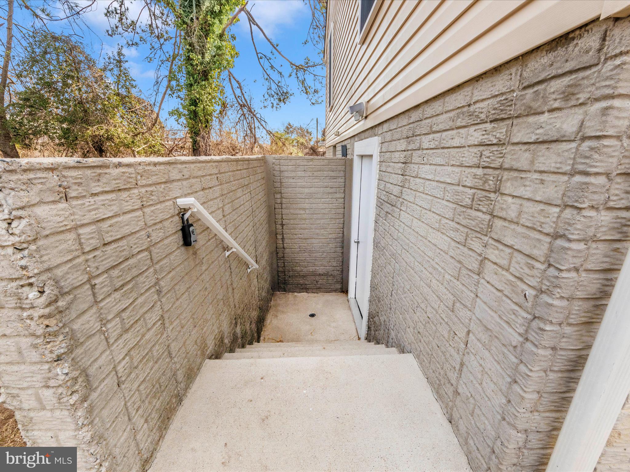 LAKELAND - Residential