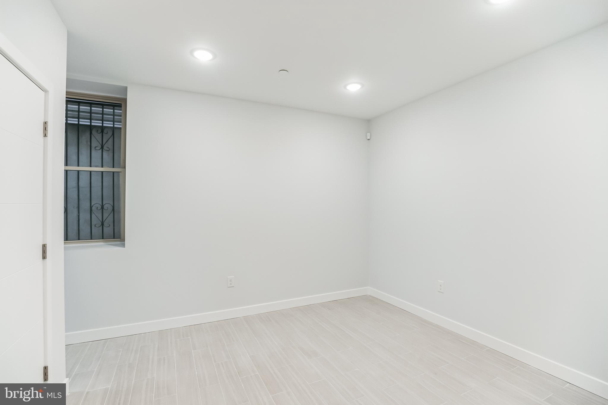 SOUTH KENSINGTON - Residential Lease