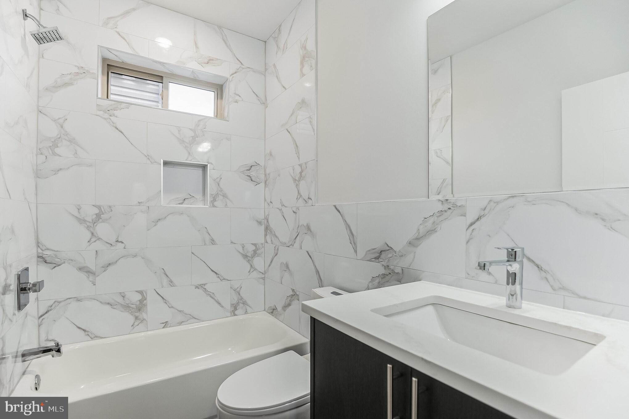 SOUTH KENSINGTON - Residential Lease