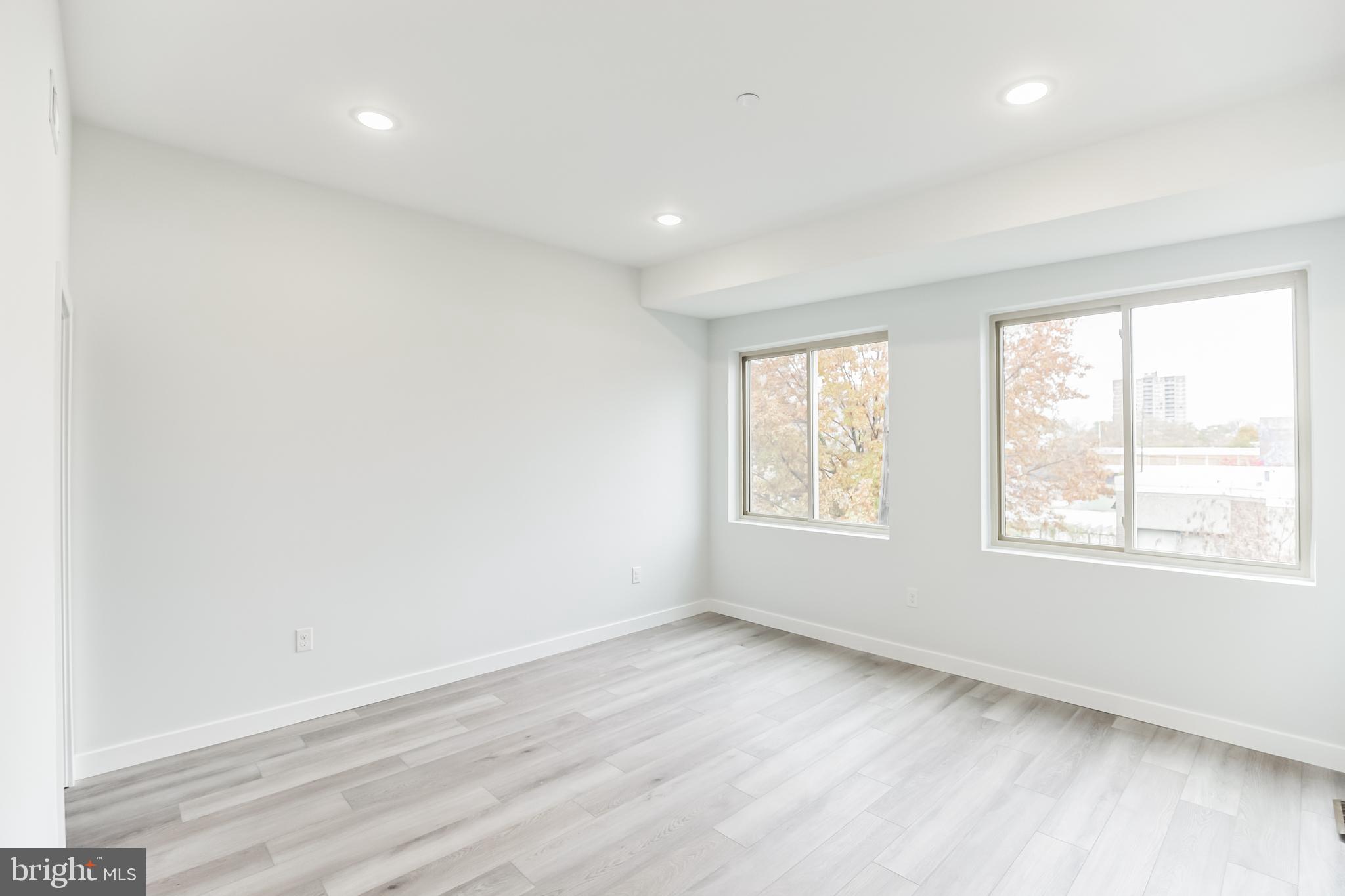 SOUTH KENSINGTON - Residential Lease