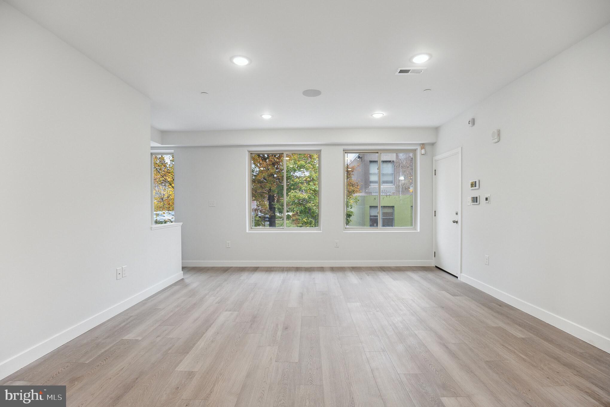 SOUTH KENSINGTON - Residential Lease