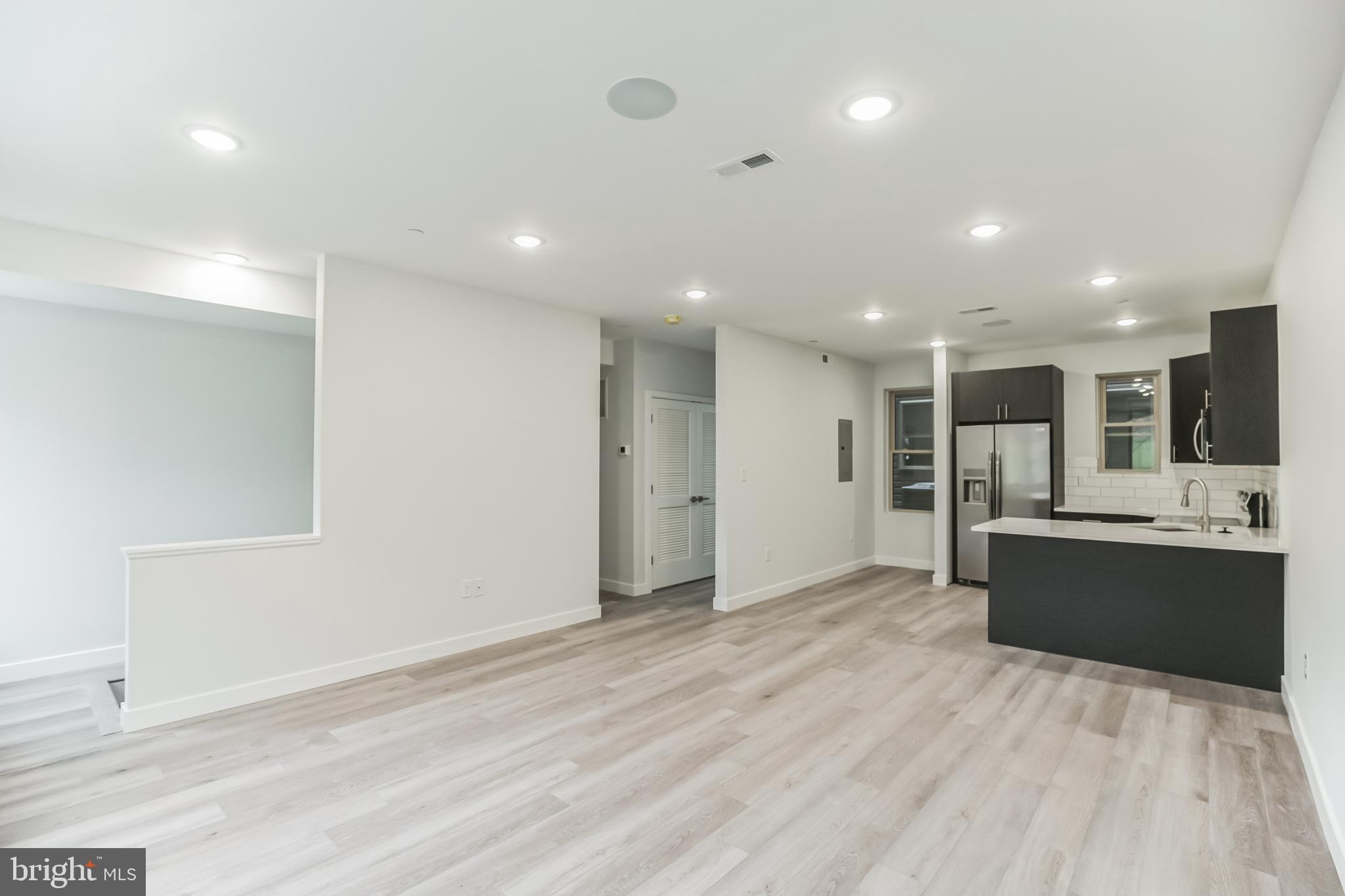 SOUTH KENSINGTON - Residential Lease