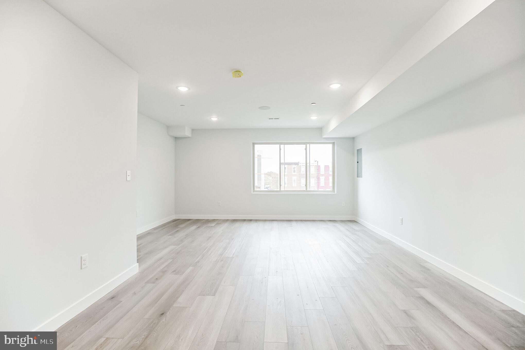 SOUTH KENSINGTON - Residential Lease