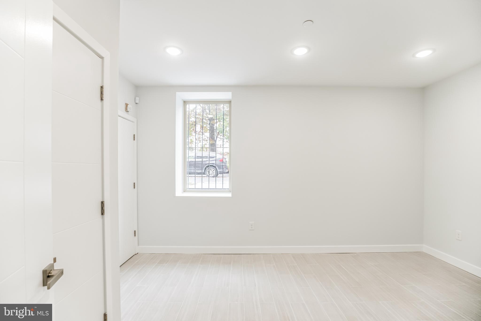 SOUTH KENSINGTON - Residential Lease