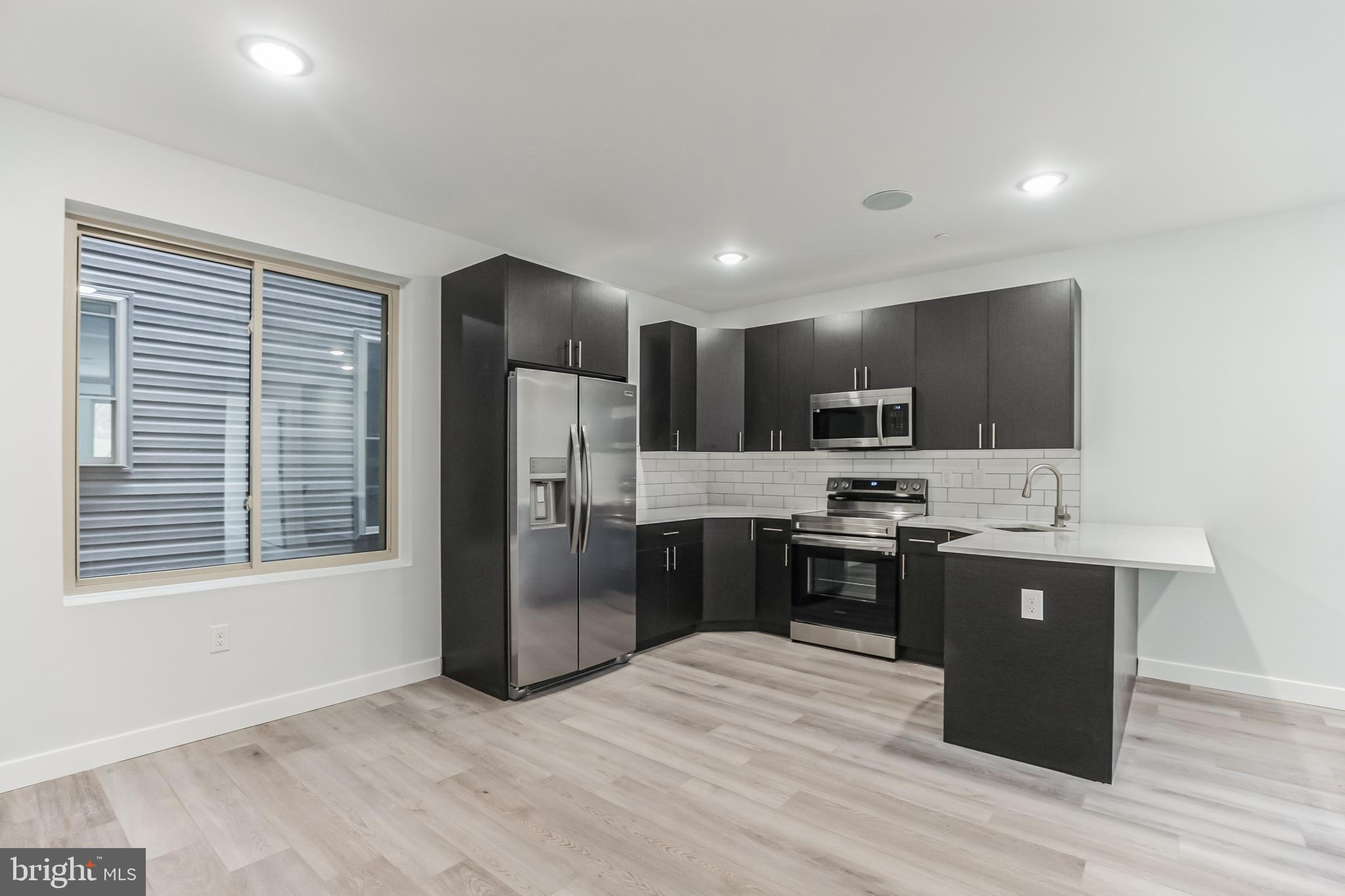 SOUTH KENSINGTON - Residential Lease