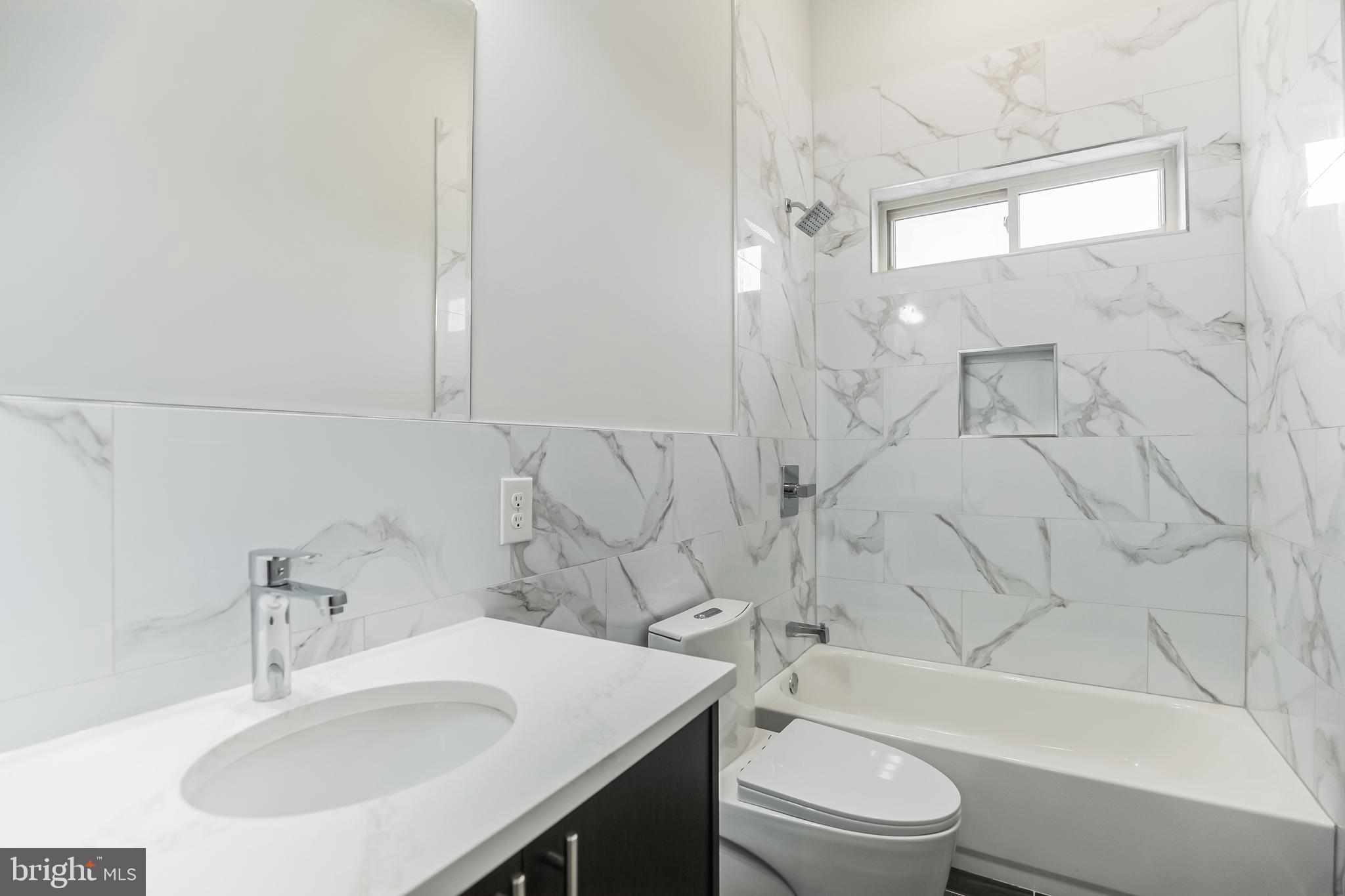 SOUTH KENSINGTON - Residential Lease