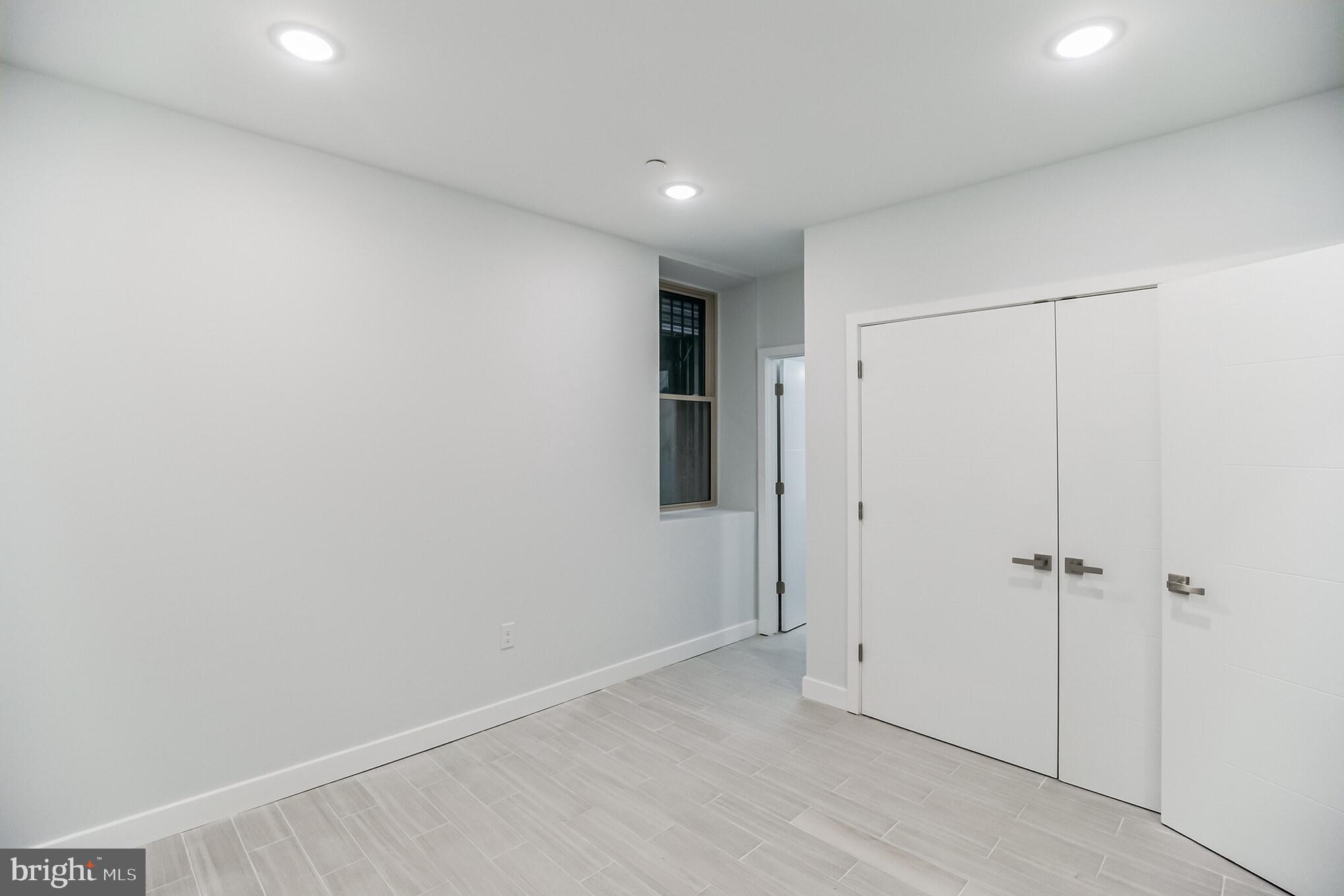 SOUTH KENSINGTON - Residential Lease