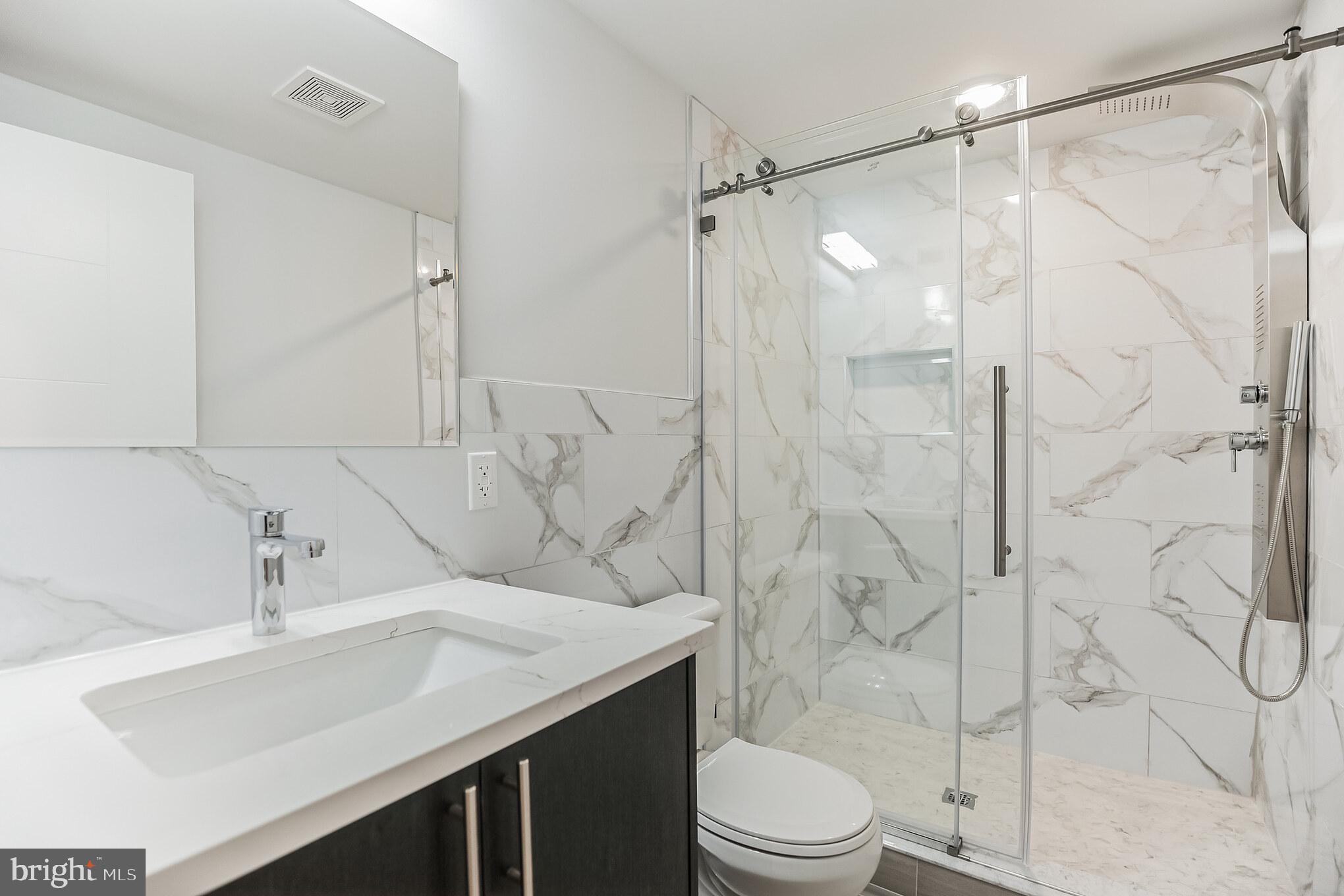 SOUTH KENSINGTON - Residential Lease