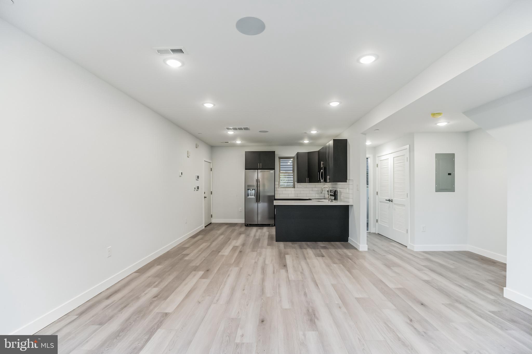 SOUTH KENSINGTON - Residential Lease