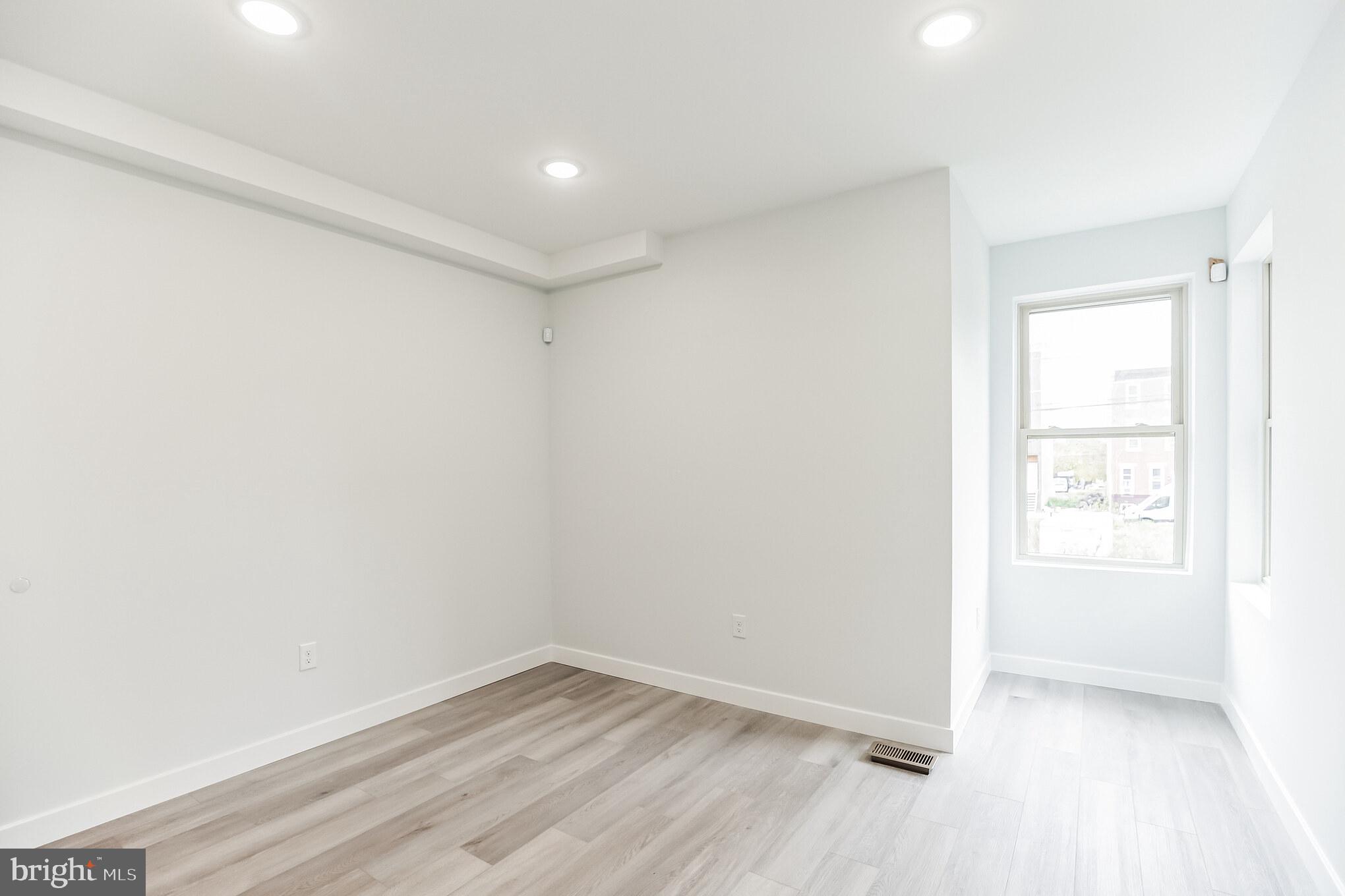 SOUTH KENSINGTON - Residential Lease