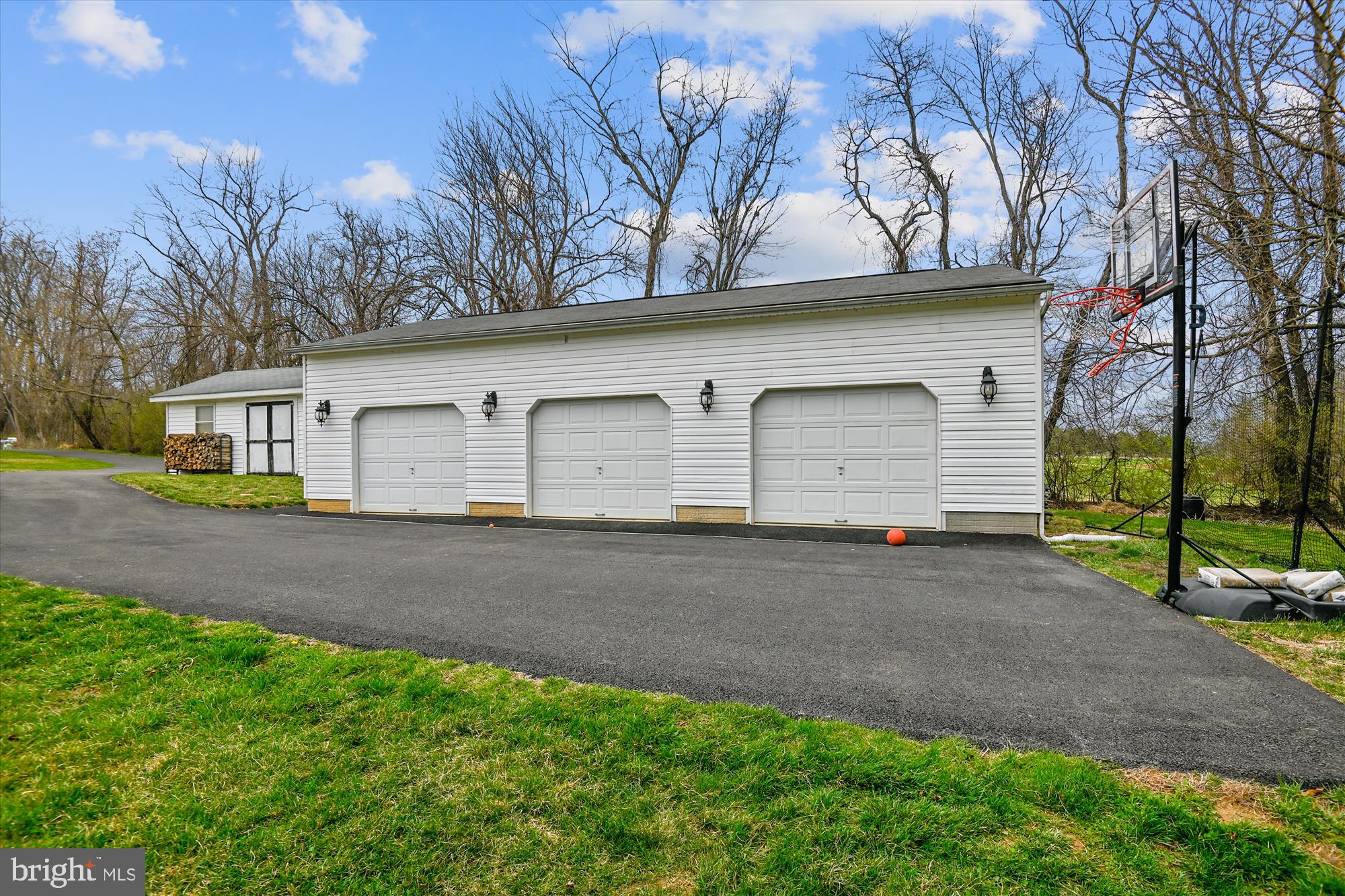 EVERGREEN HILLS - Residential