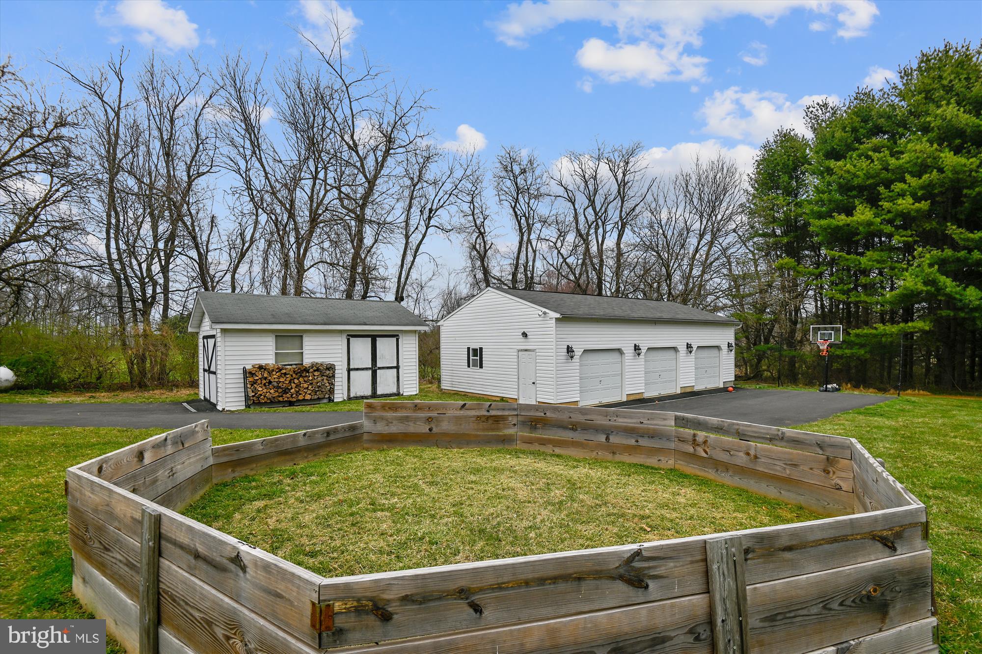 EVERGREEN HILLS - Residential