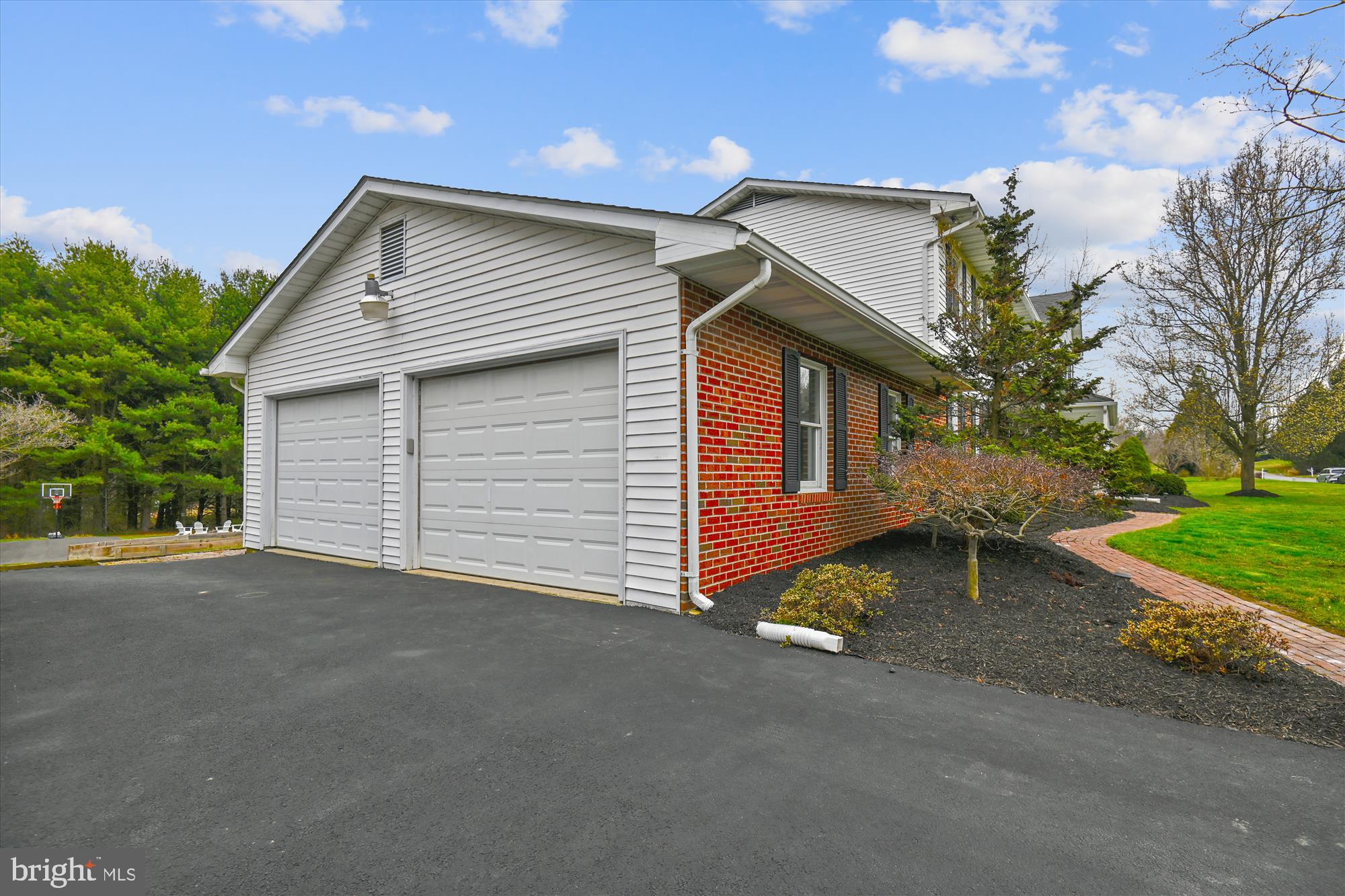 EVERGREEN HILLS - Residential