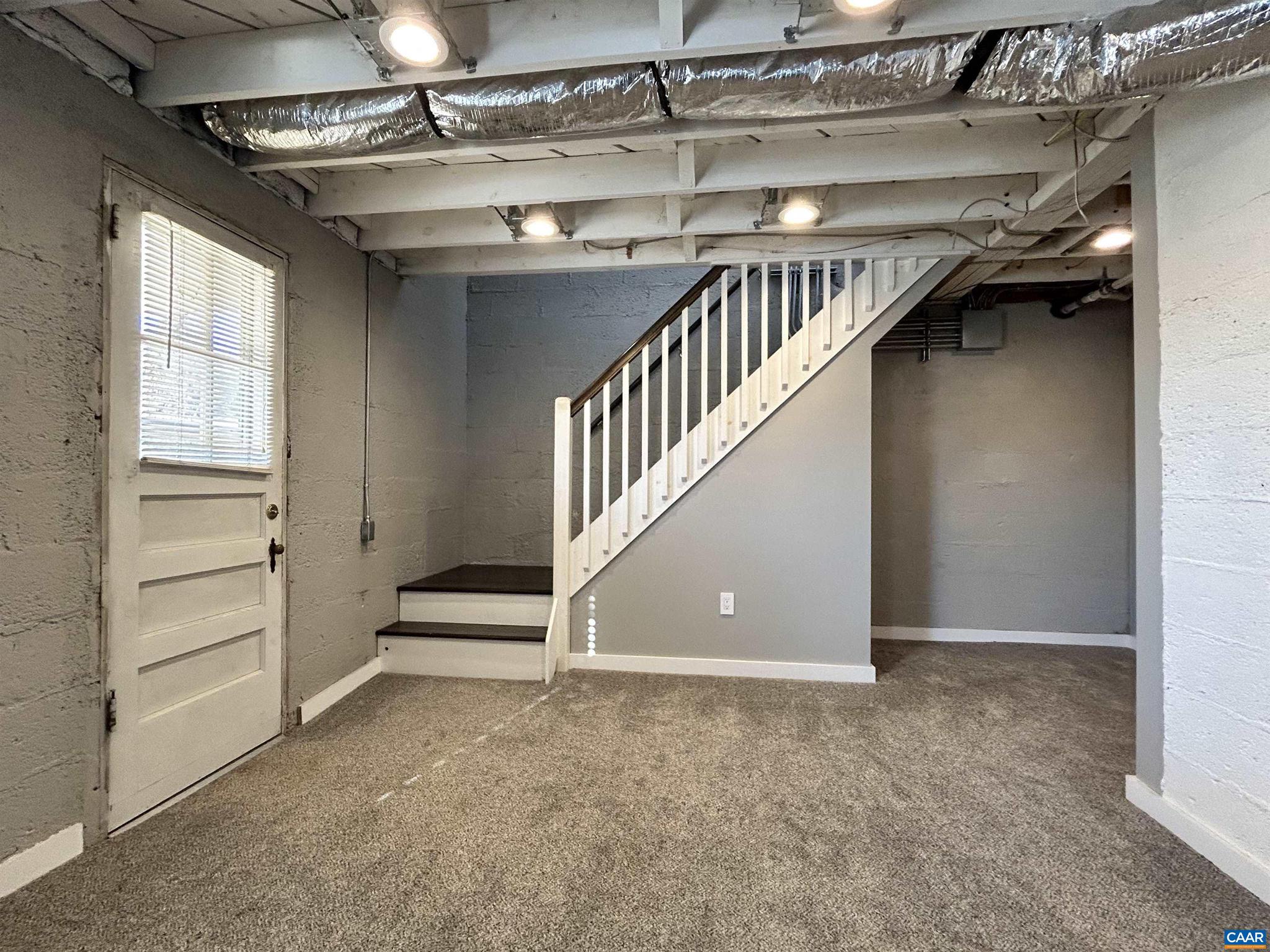 BELMONT - Residential Lease