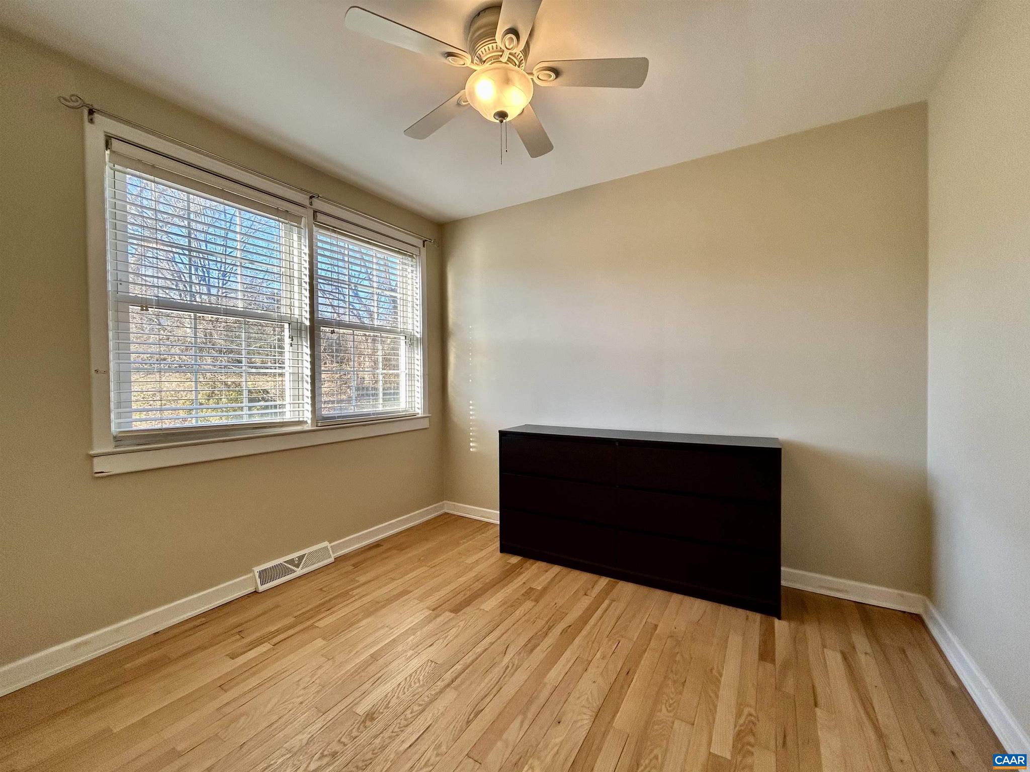 BELMONT - Residential Lease