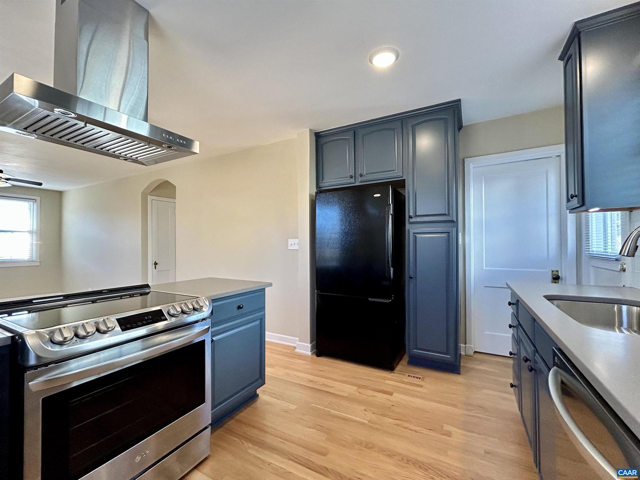 BELMONT - Residential Lease