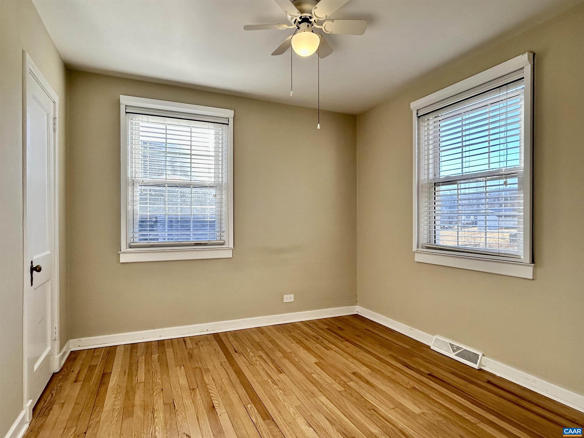 BELMONT - Residential Lease