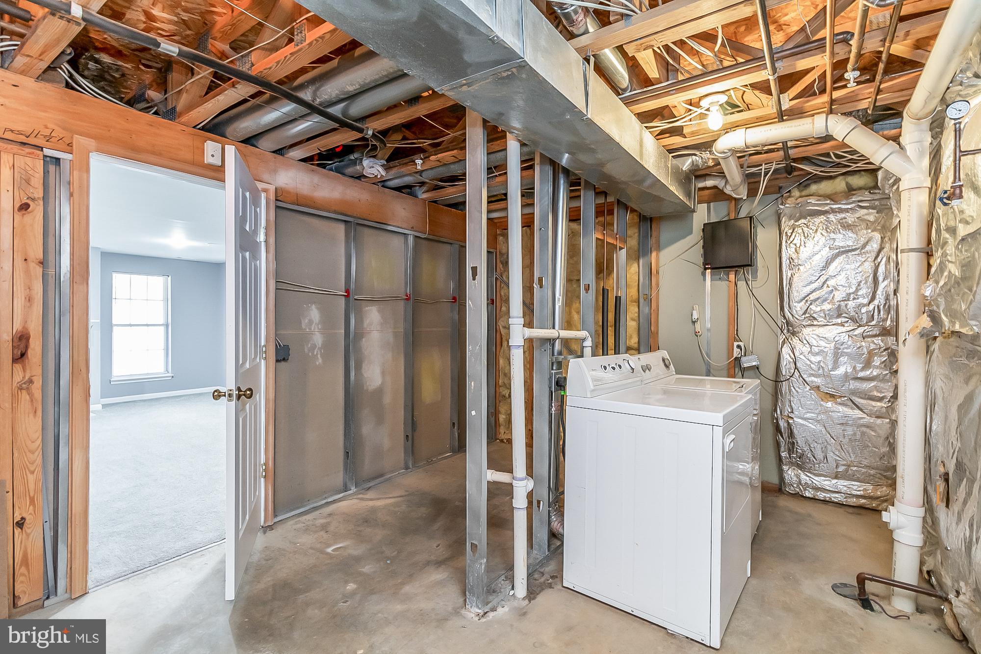 WINSTEN ESTATES - Residential