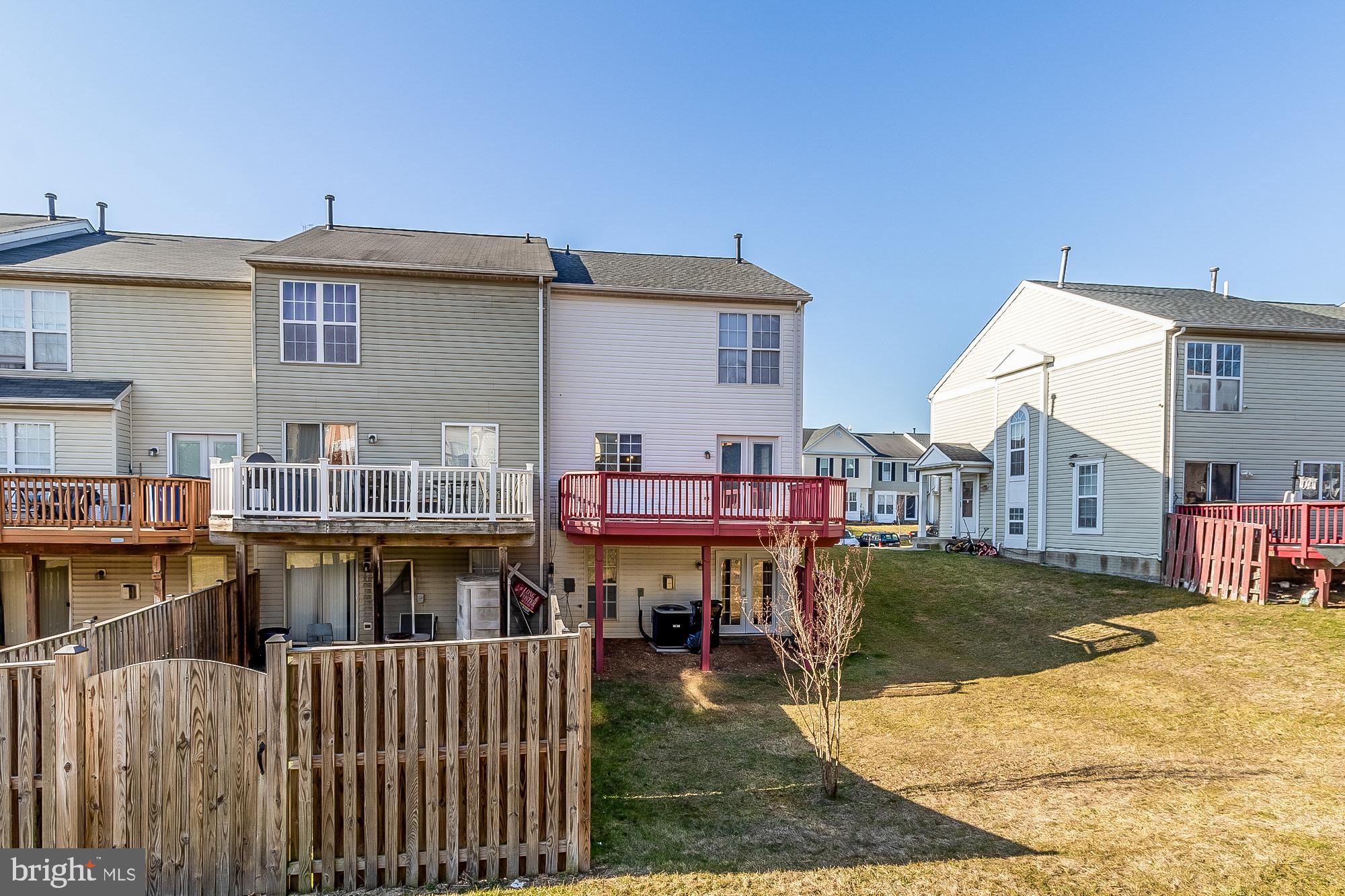 WINSTEN ESTATES - Residential