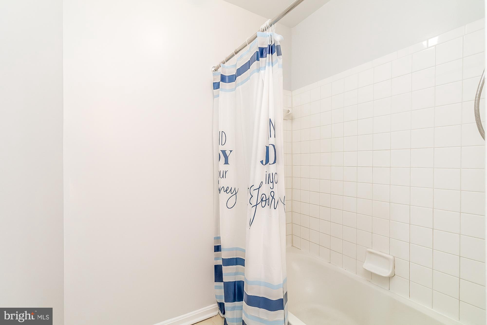 WINSTEN ESTATES - Residential