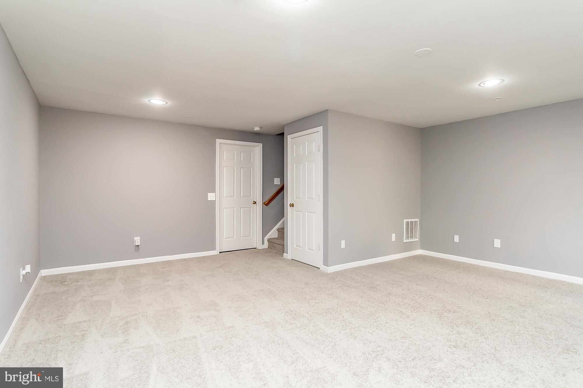 WINSTEN ESTATES - Residential