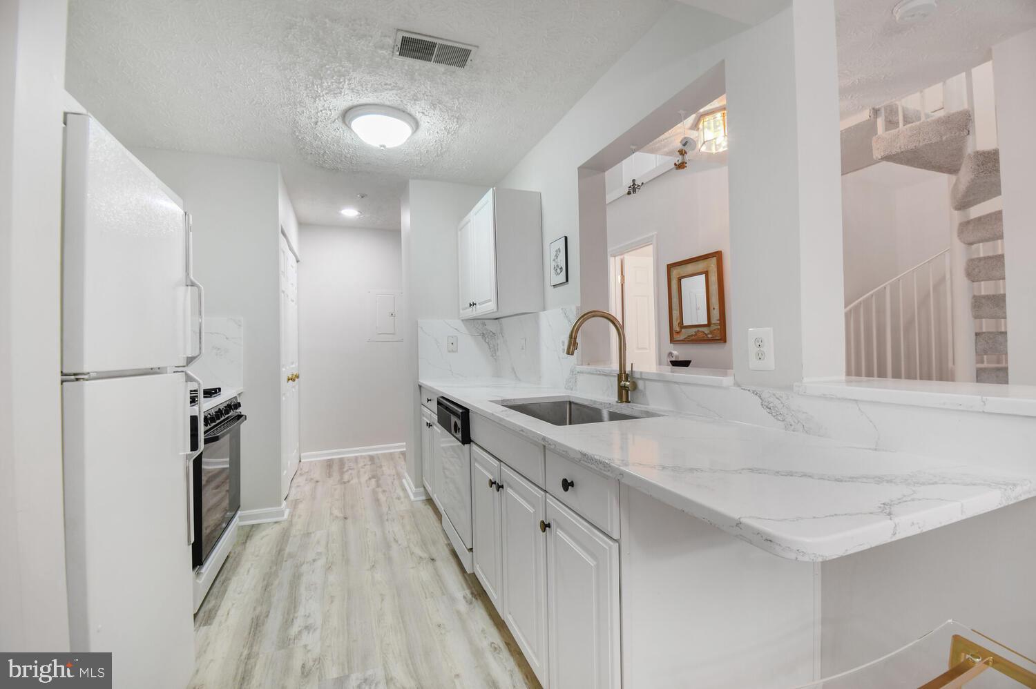 WINDGATE - Residential