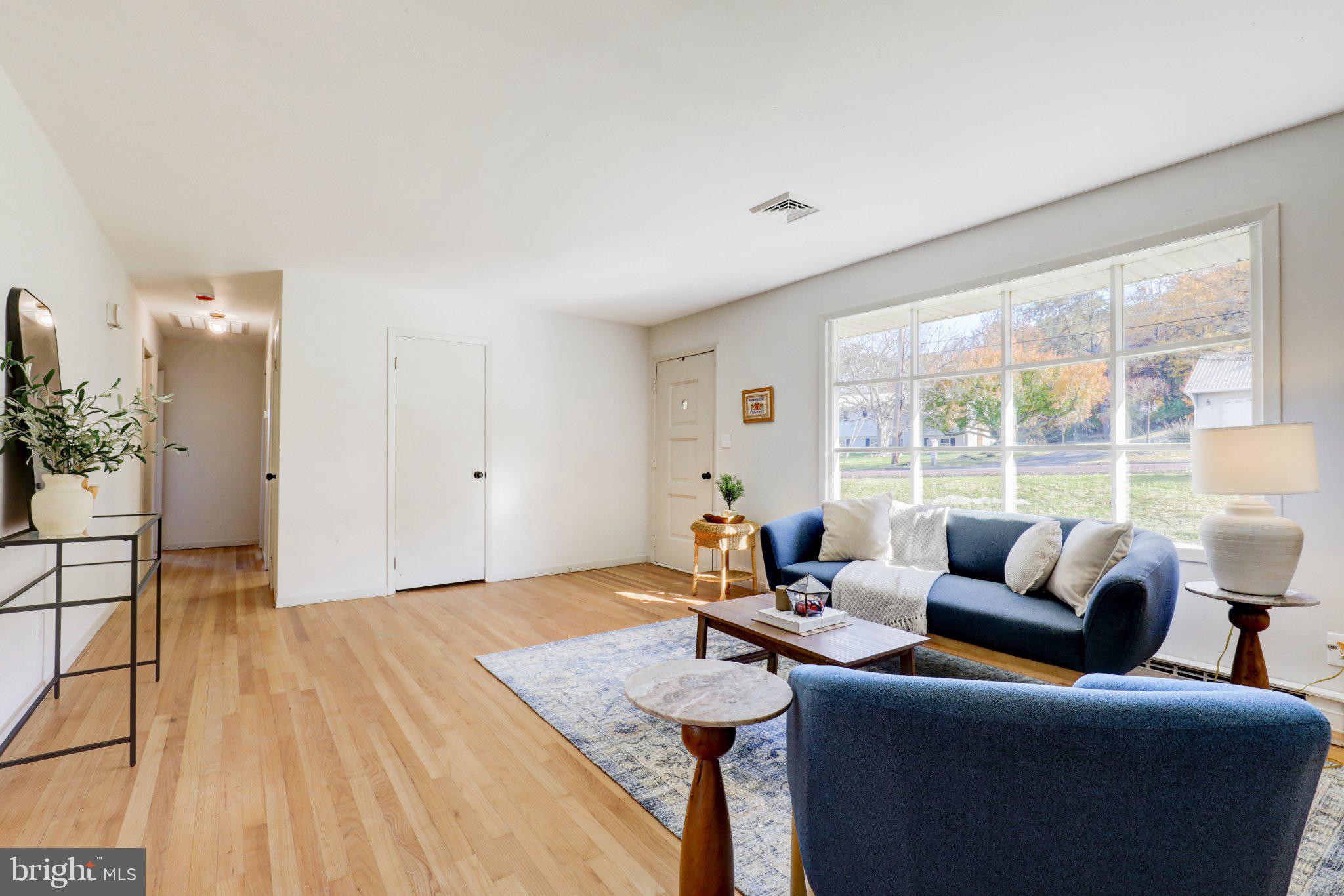 211 BIRCHWYN DRIVE