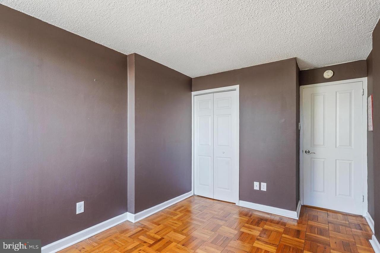 BRYN MAWR - Residential