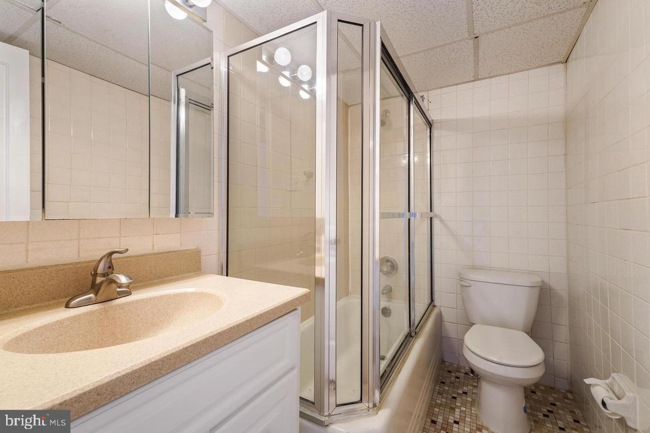 BRYN MAWR - Residential