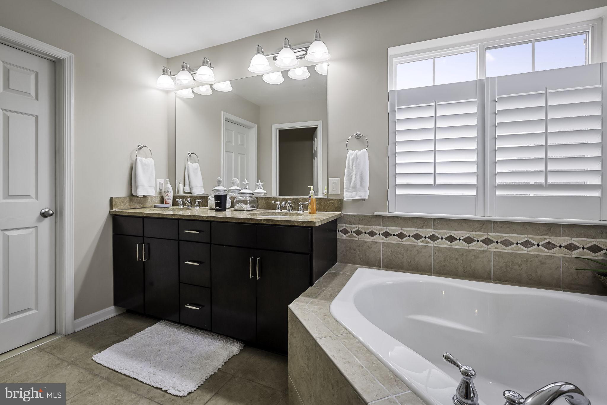 WAUGH CHAPEL MEADOWS - Residential