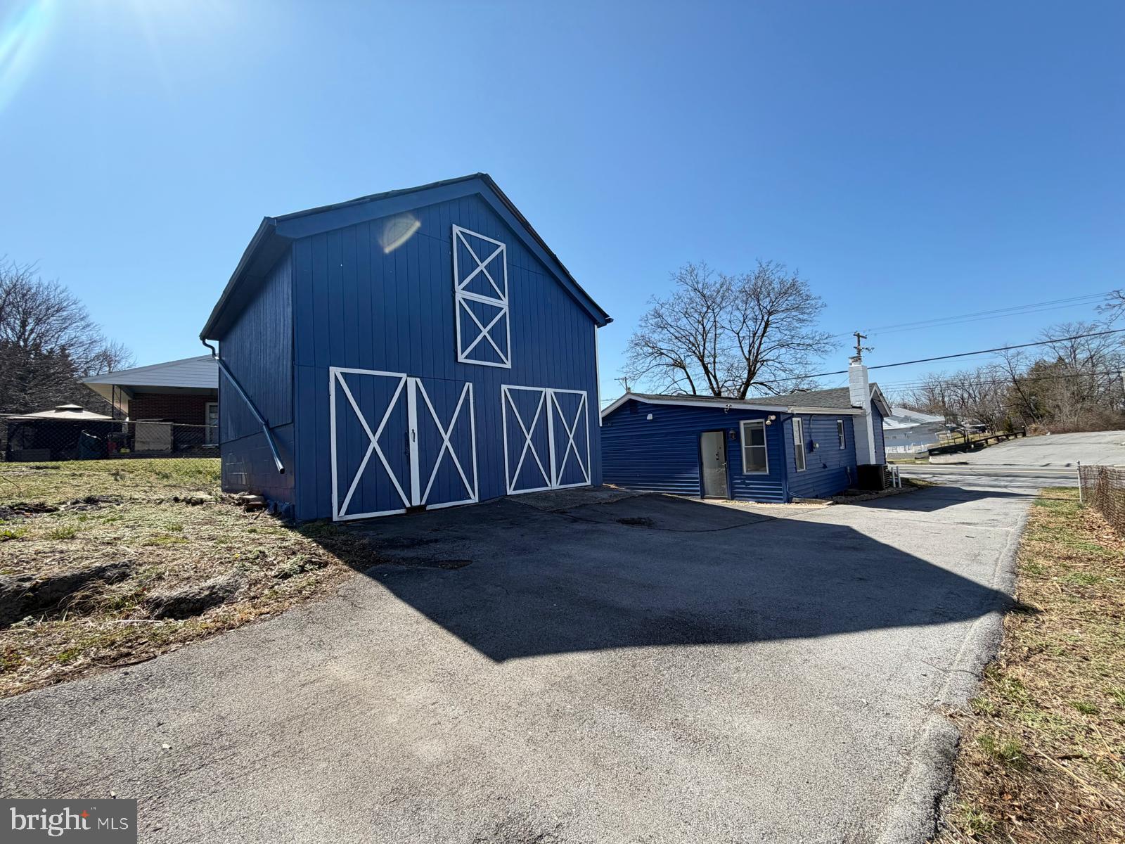 14715 PENNSYLVANIA AVENUE