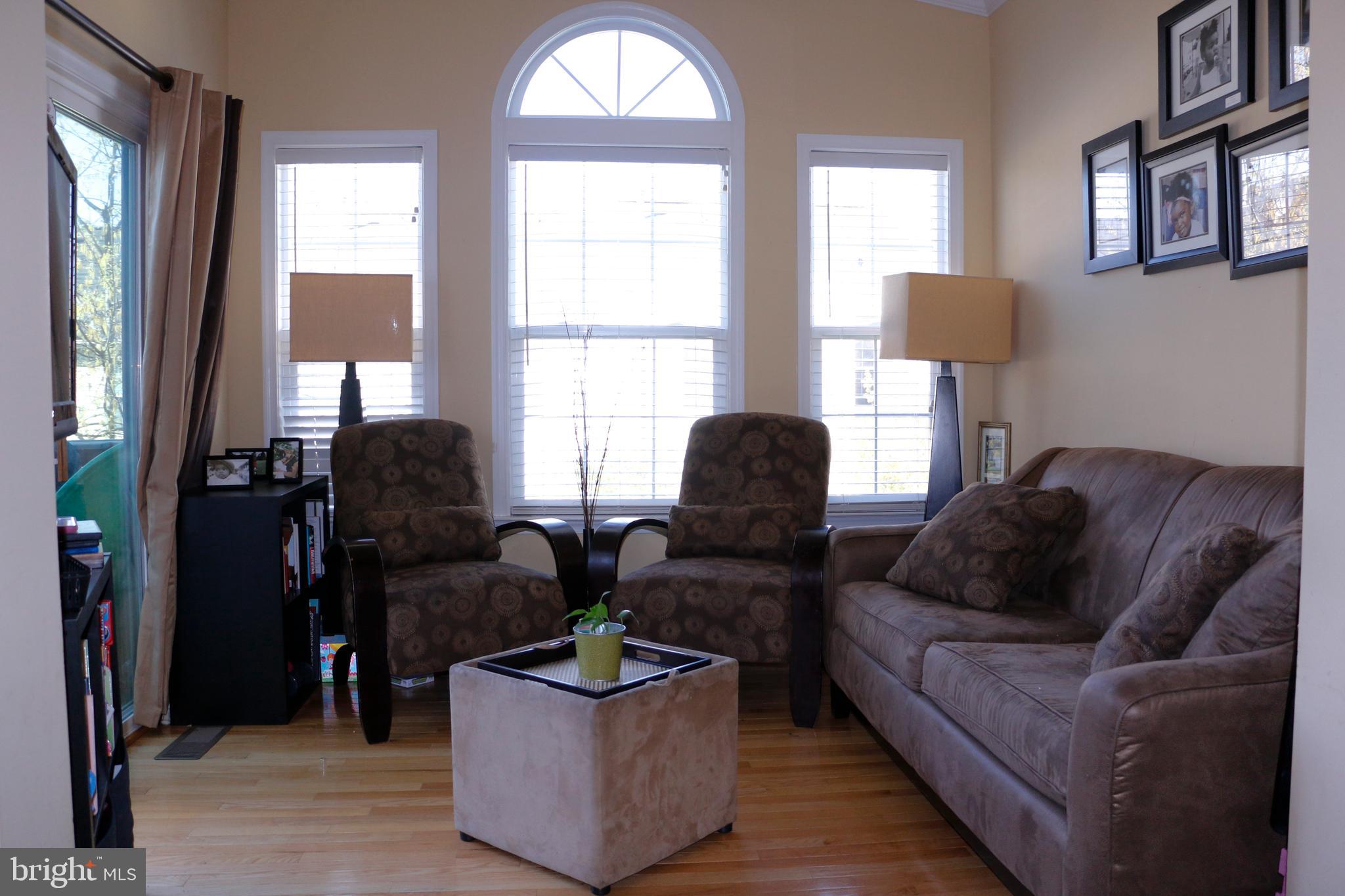 LONGWOOD - Residential Lease