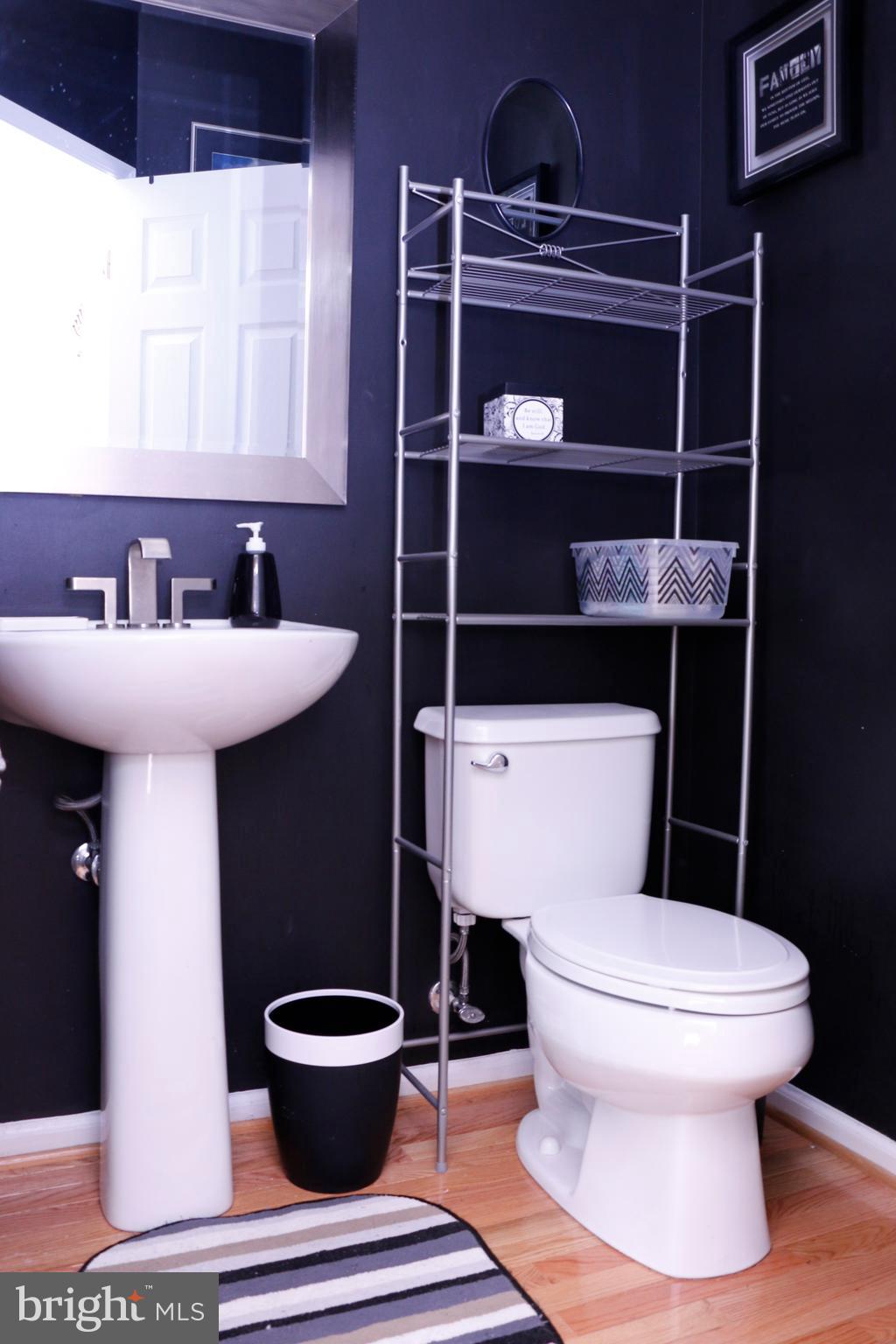 LONGWOOD - Residential Lease