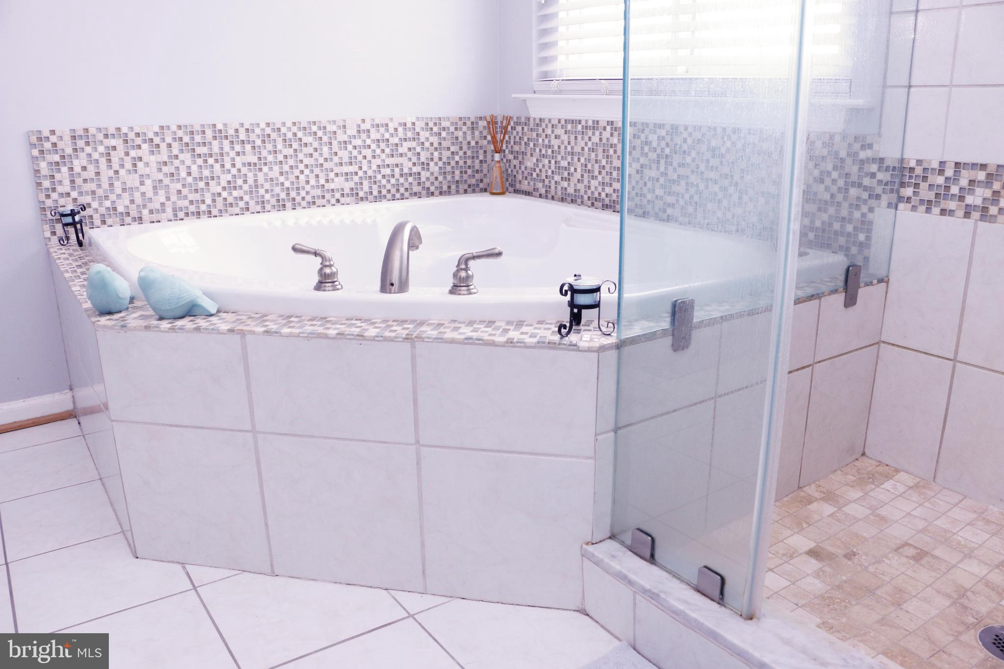 LONGWOOD - Residential Lease