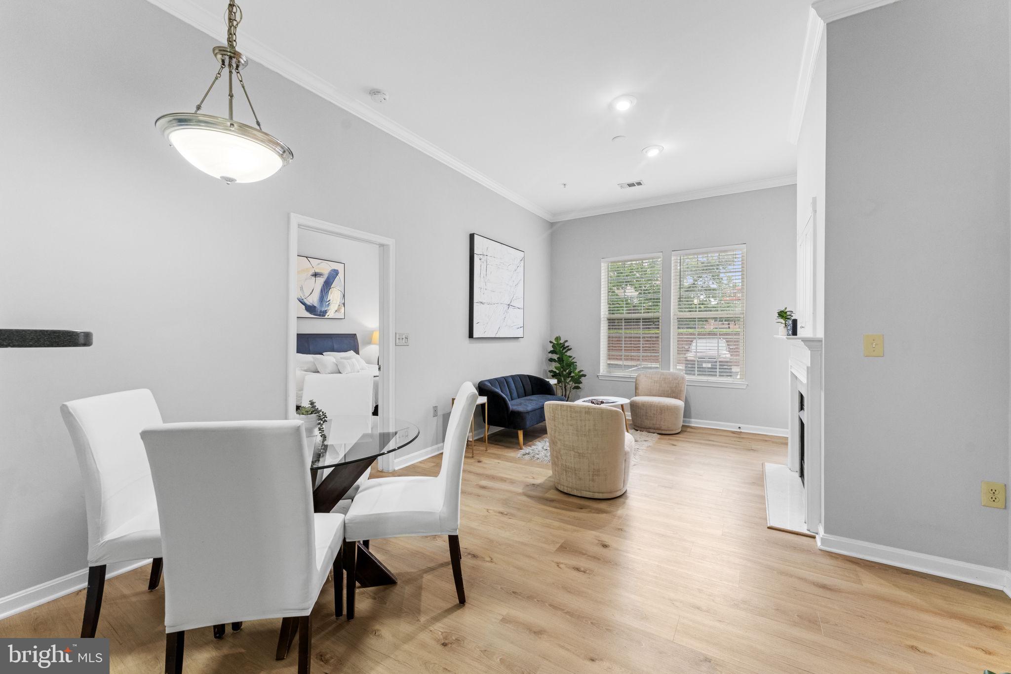 CAMERON STATION - Residential