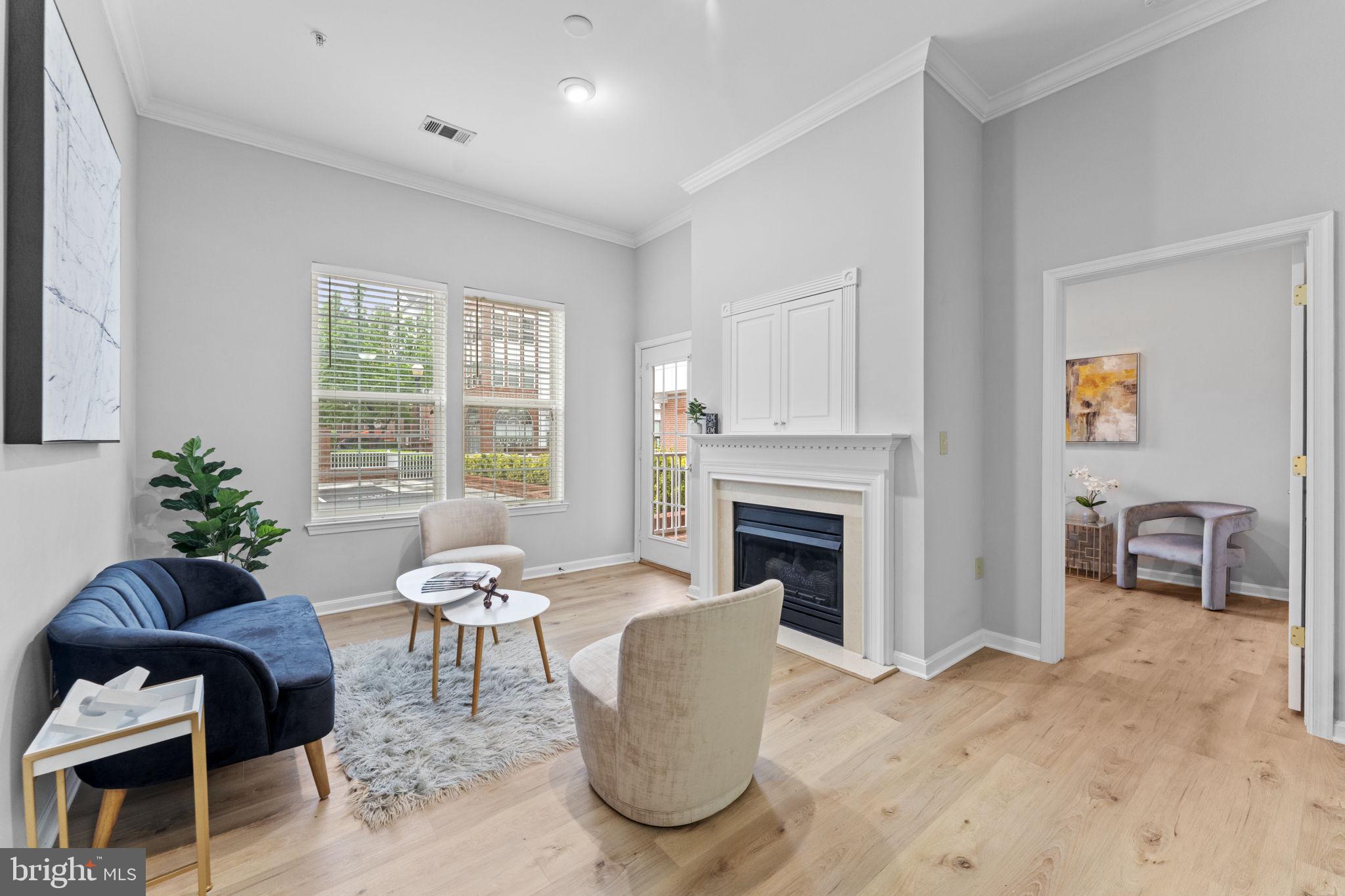 CAMERON STATION - Residential