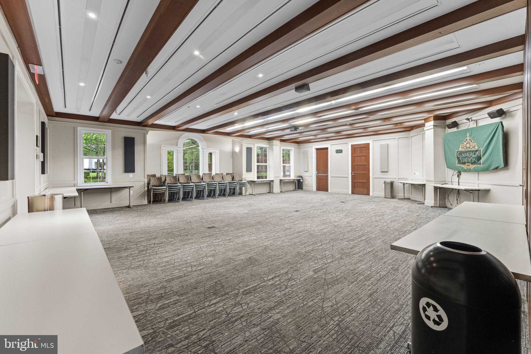 CAMERON STATION - Residential