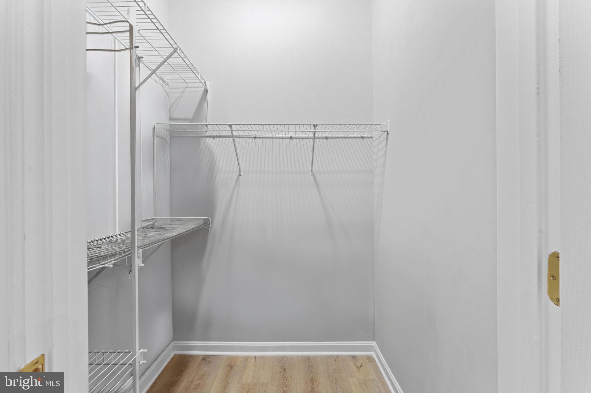 CAMERON STATION - Residential