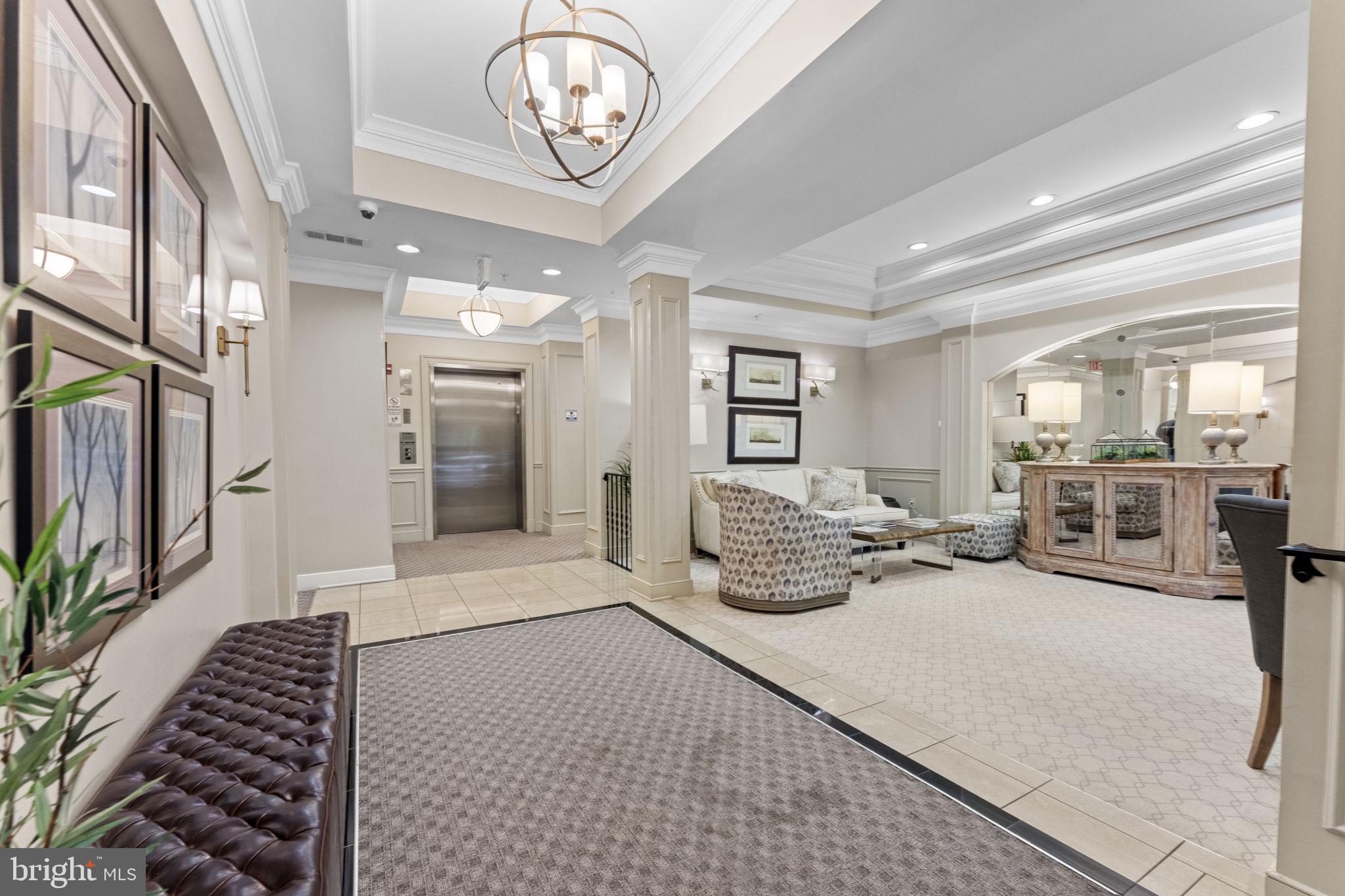 CAMERON STATION - Residential