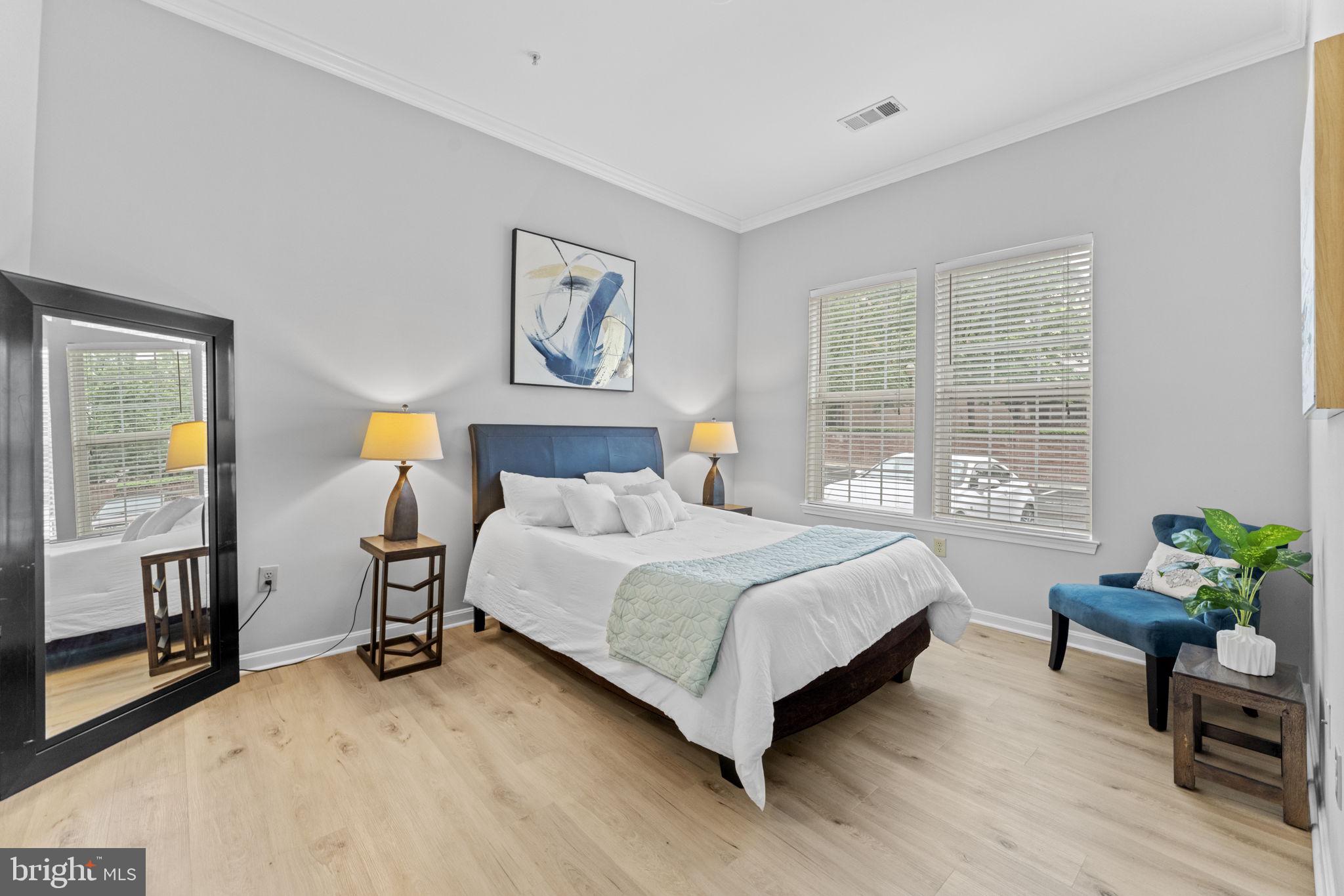 CAMERON STATION - Residential