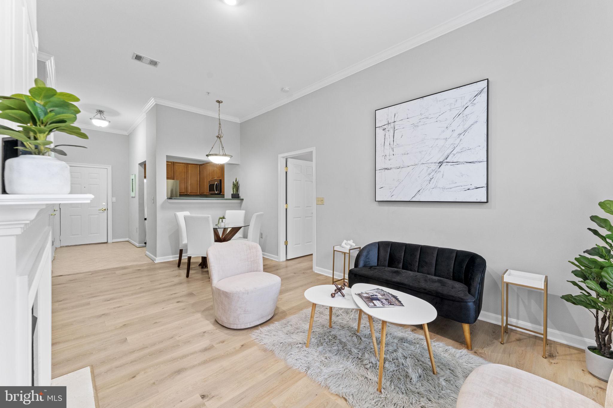 CAMERON STATION - Residential