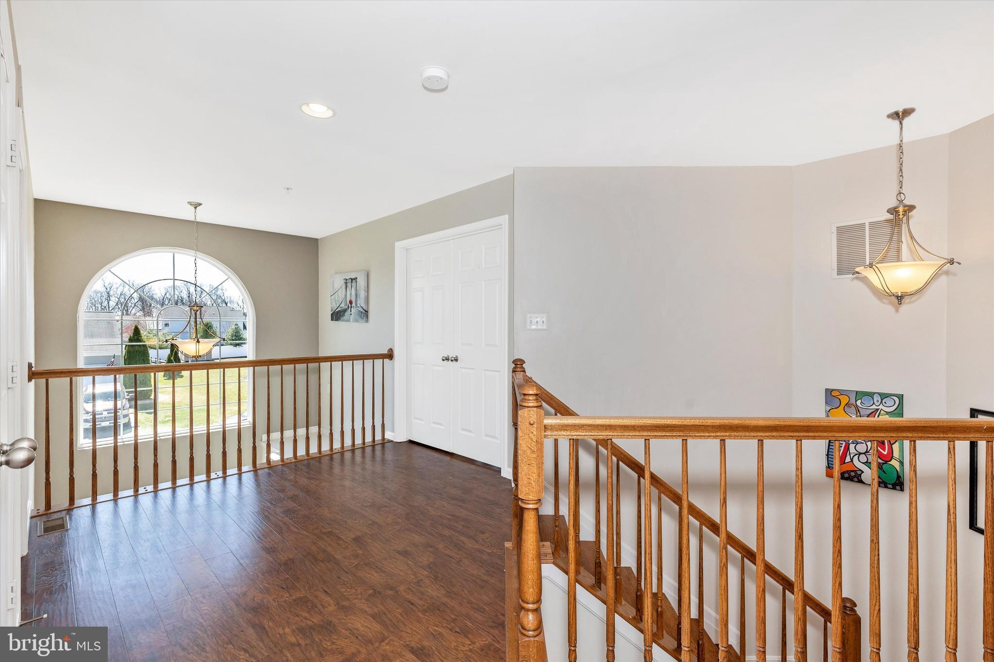 MANCHESTER FARMS - Residential