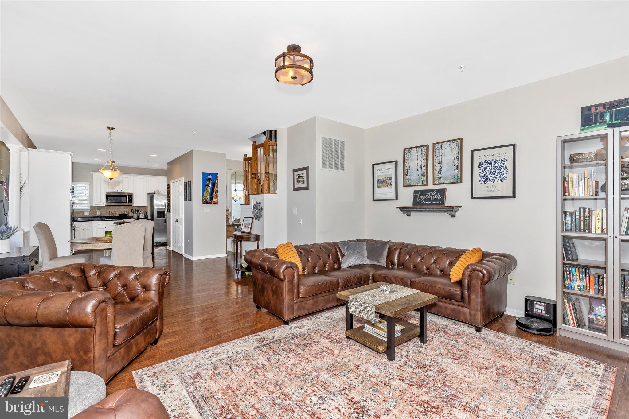 MANCHESTER FARMS - Residential