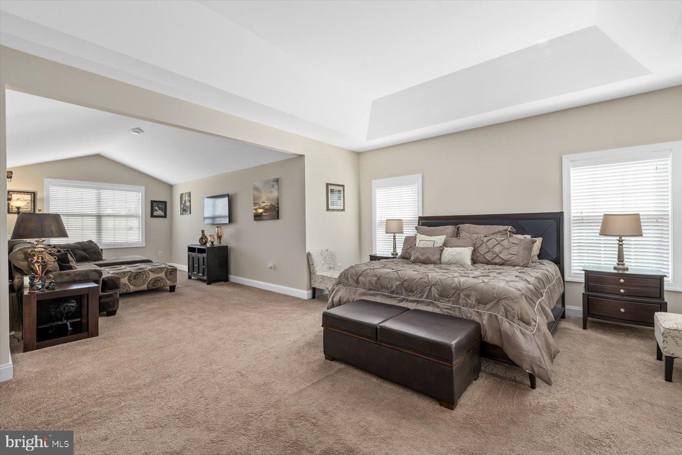 BLOOMSBURY FARM ESTATES - Residential