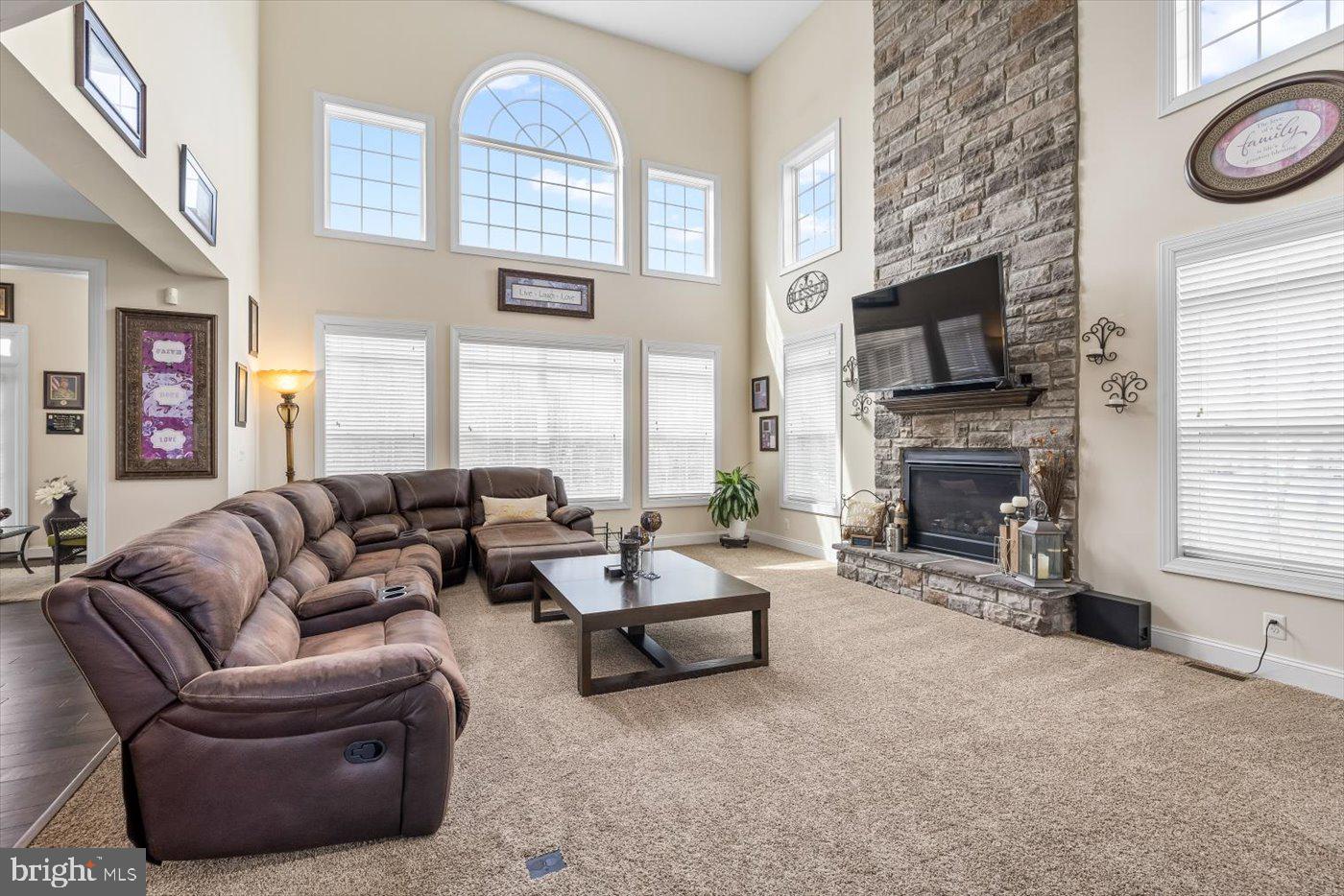 BLOOMSBURY FARM ESTATES - Residential