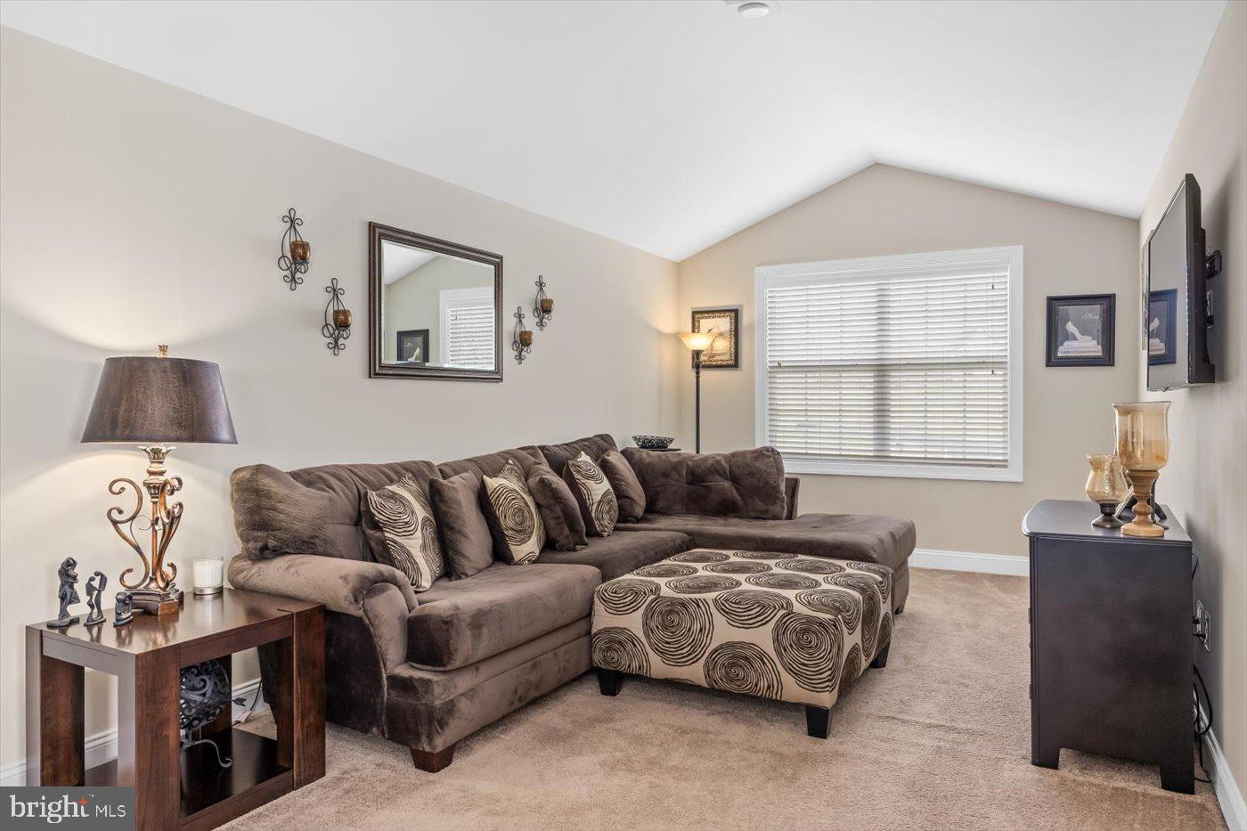 BLOOMSBURY FARM ESTATES - Residential