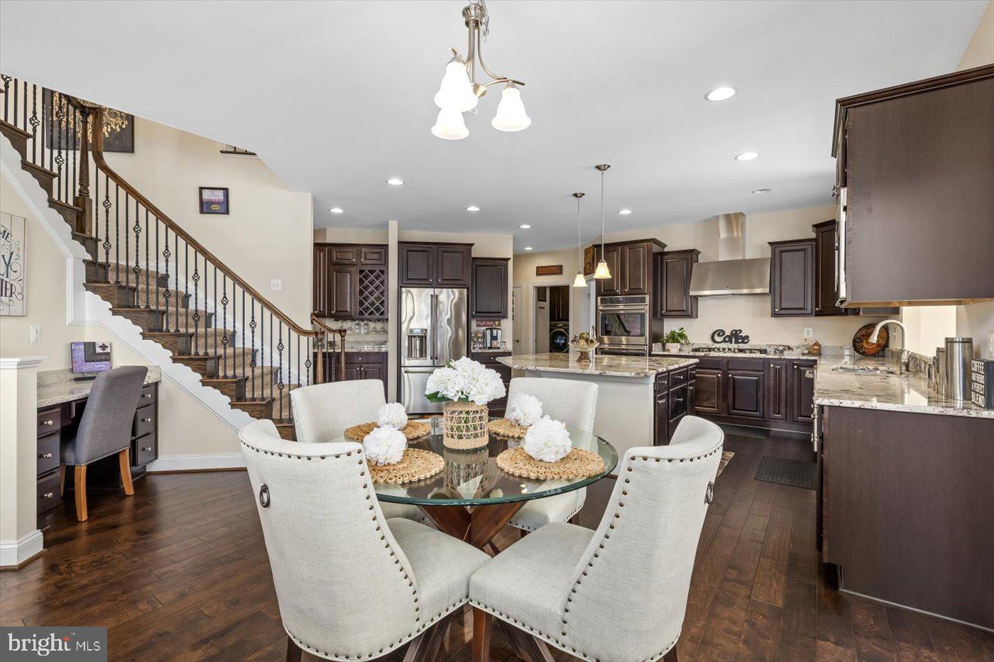 BLOOMSBURY FARM ESTATES - Residential