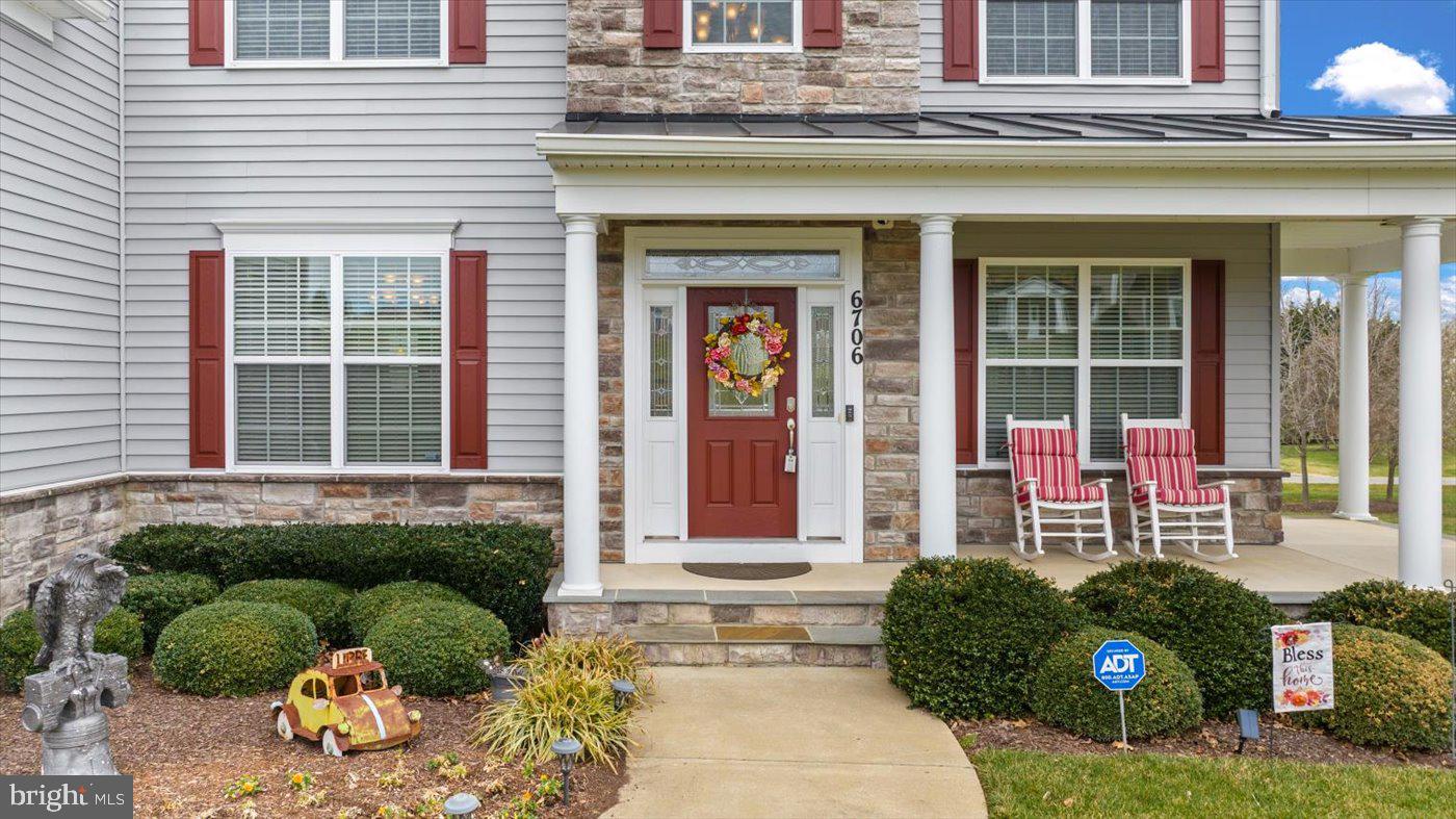 BLOOMSBURY FARM ESTATES - Residential