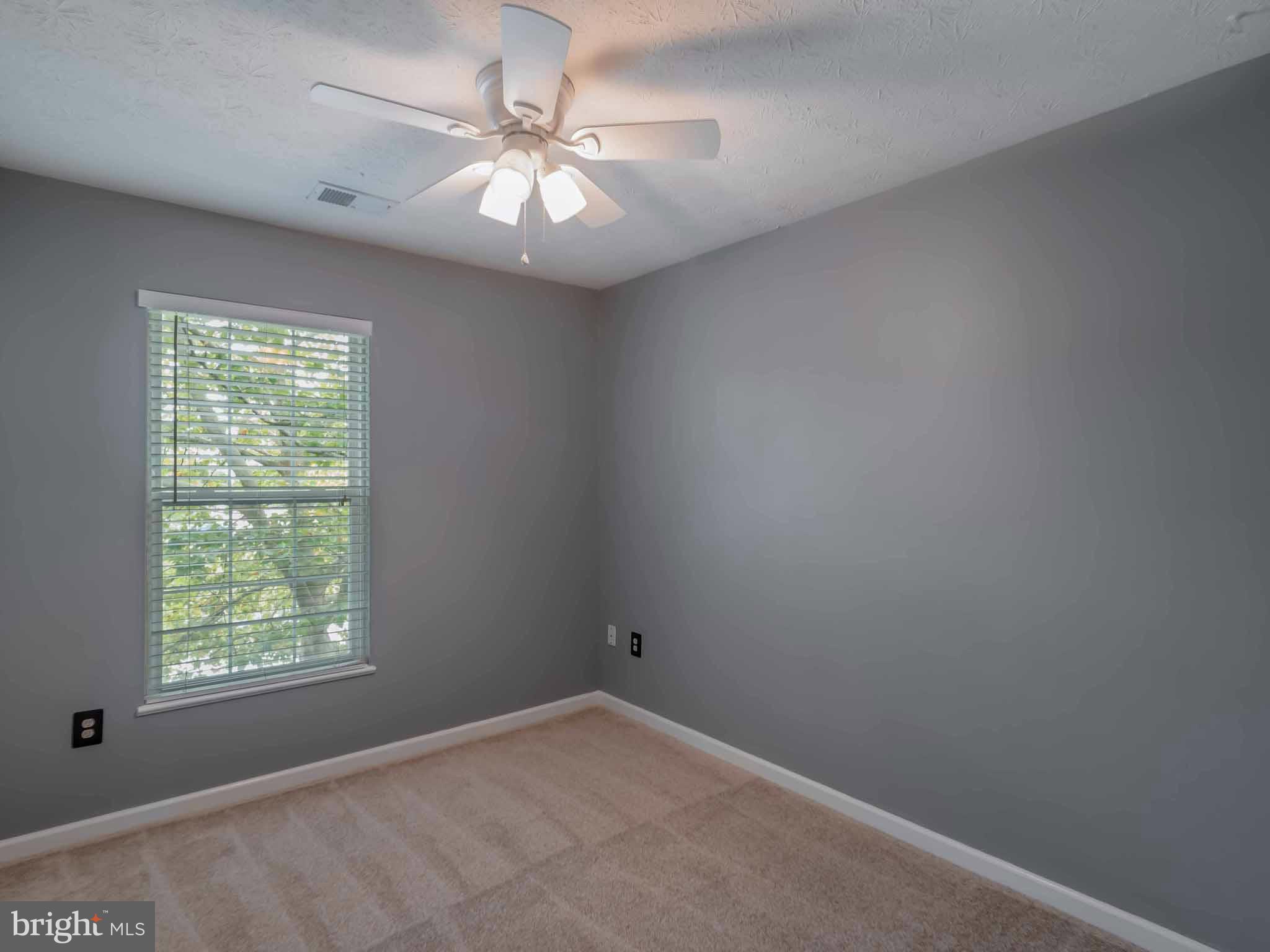 SHADY OAKS - Residential