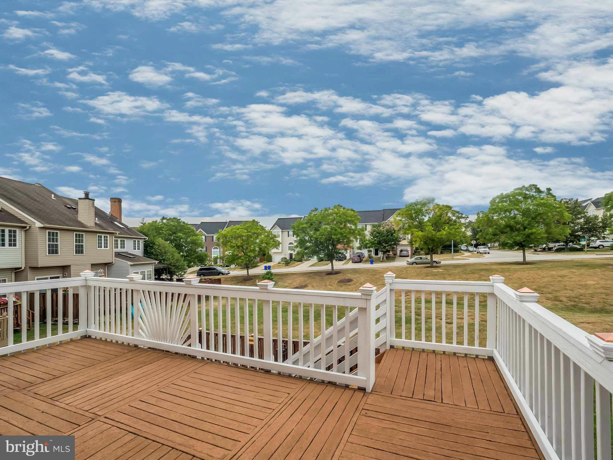 SHADY OAKS - Residential